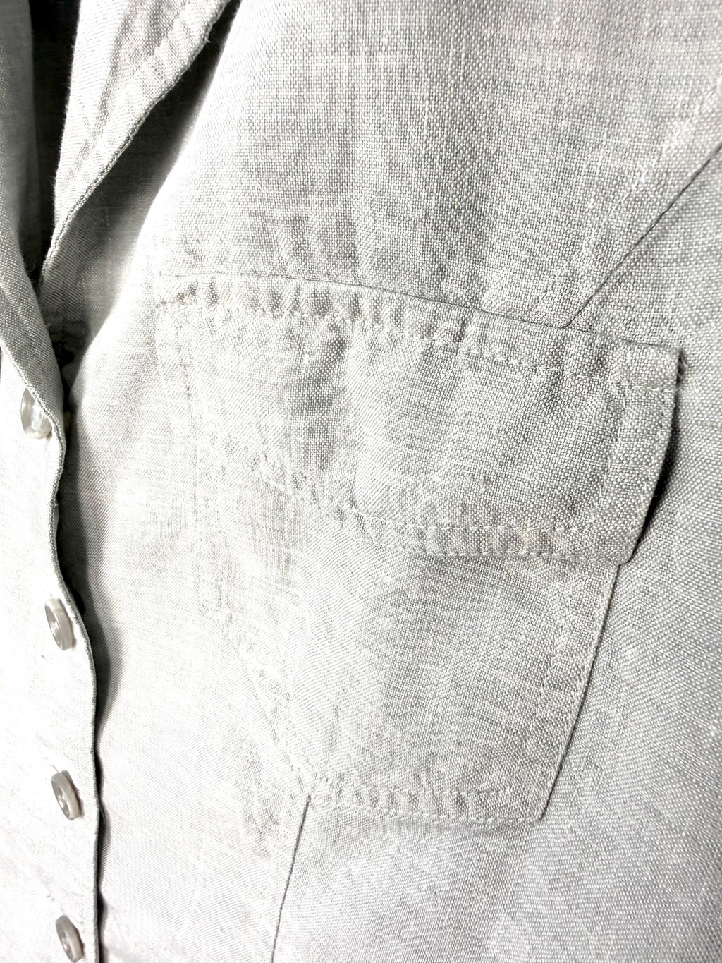Liz Claiborne linen blazer chest pocket detail light grey neutral capsule wardrobe jacket