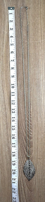 Long Silver Leaf Pendant Necklace measuring approx 21" 