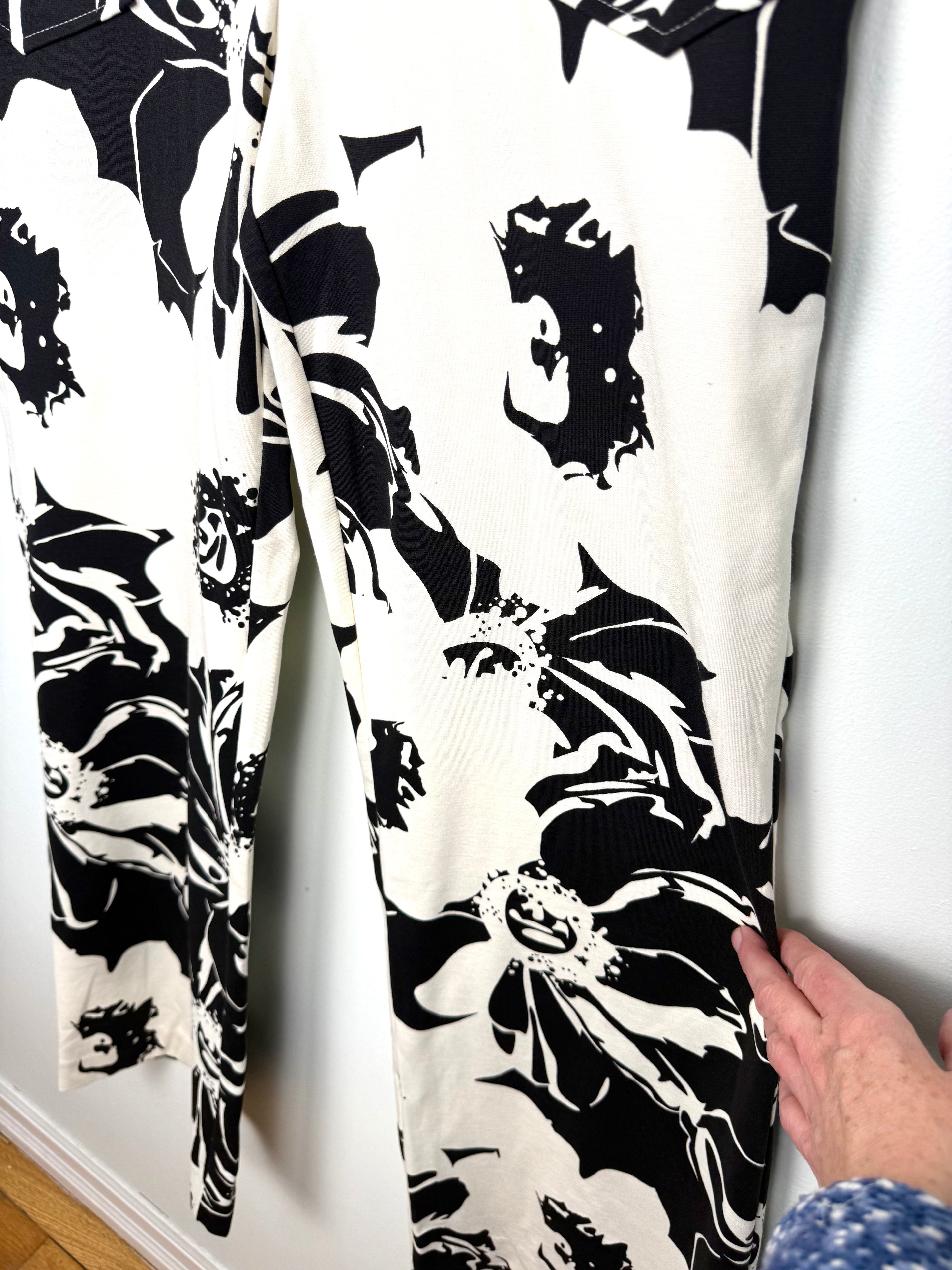 LuLaRoe Floral Wide Leg Pants with High Waist  showing how legs fall 