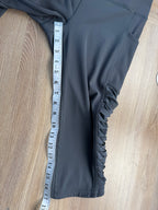 Lululemon Capris with ruched side detail | Size 8  at Blue Sparrow Shop  measuring 17" inseam 