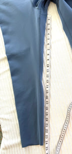 Lululemon High-Rise Performance Leggings | Size 8 at Blue Sparrow Shop measuring 24" inseam 