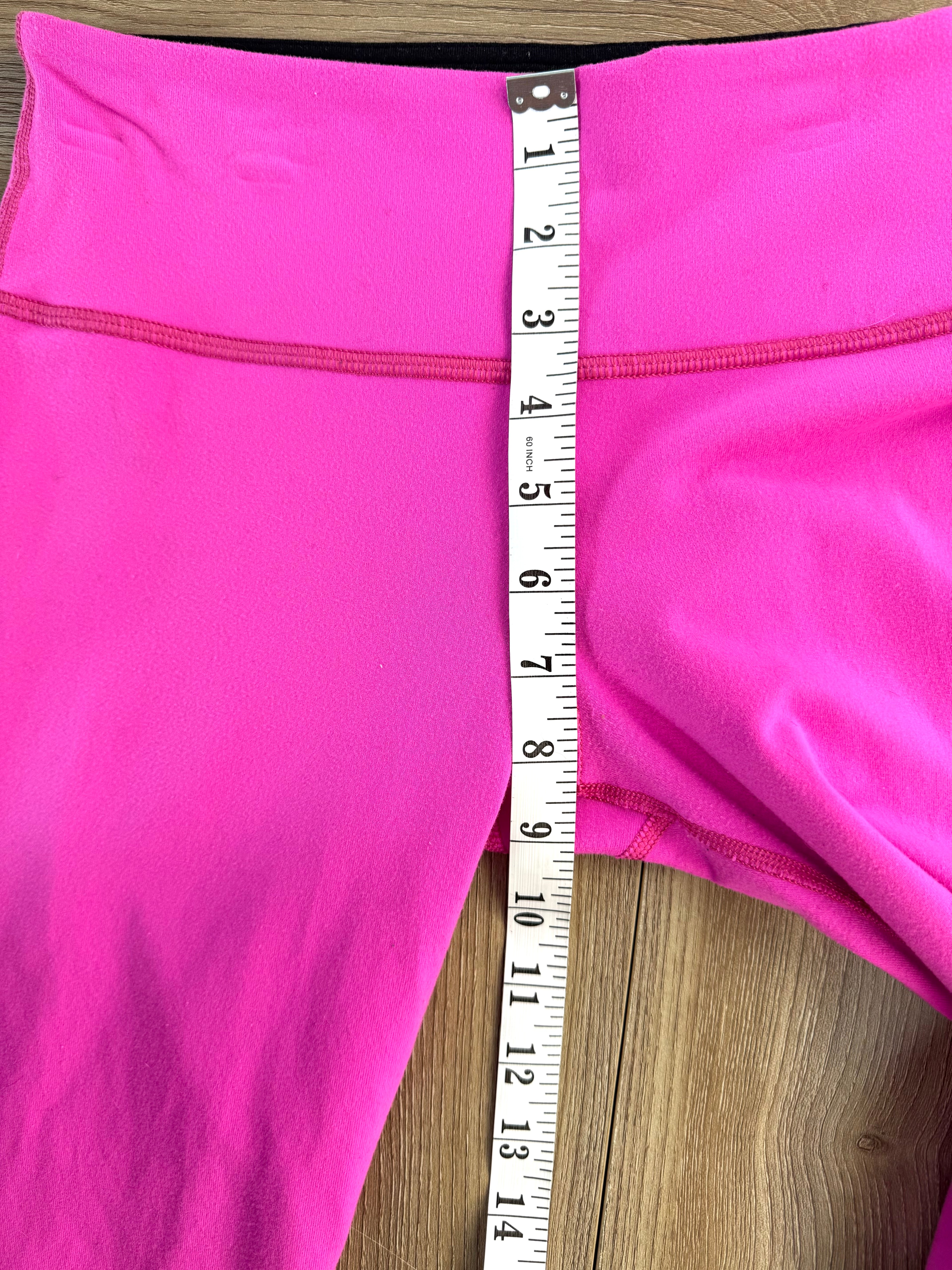 Lululemon cropped pant hot pink size 6 measuring 8 inches approx from waist to crotch