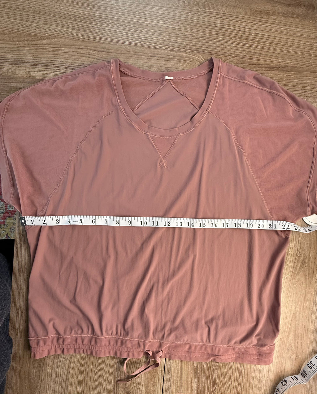 Lululemon short sleeved workout top measuring 44" bust