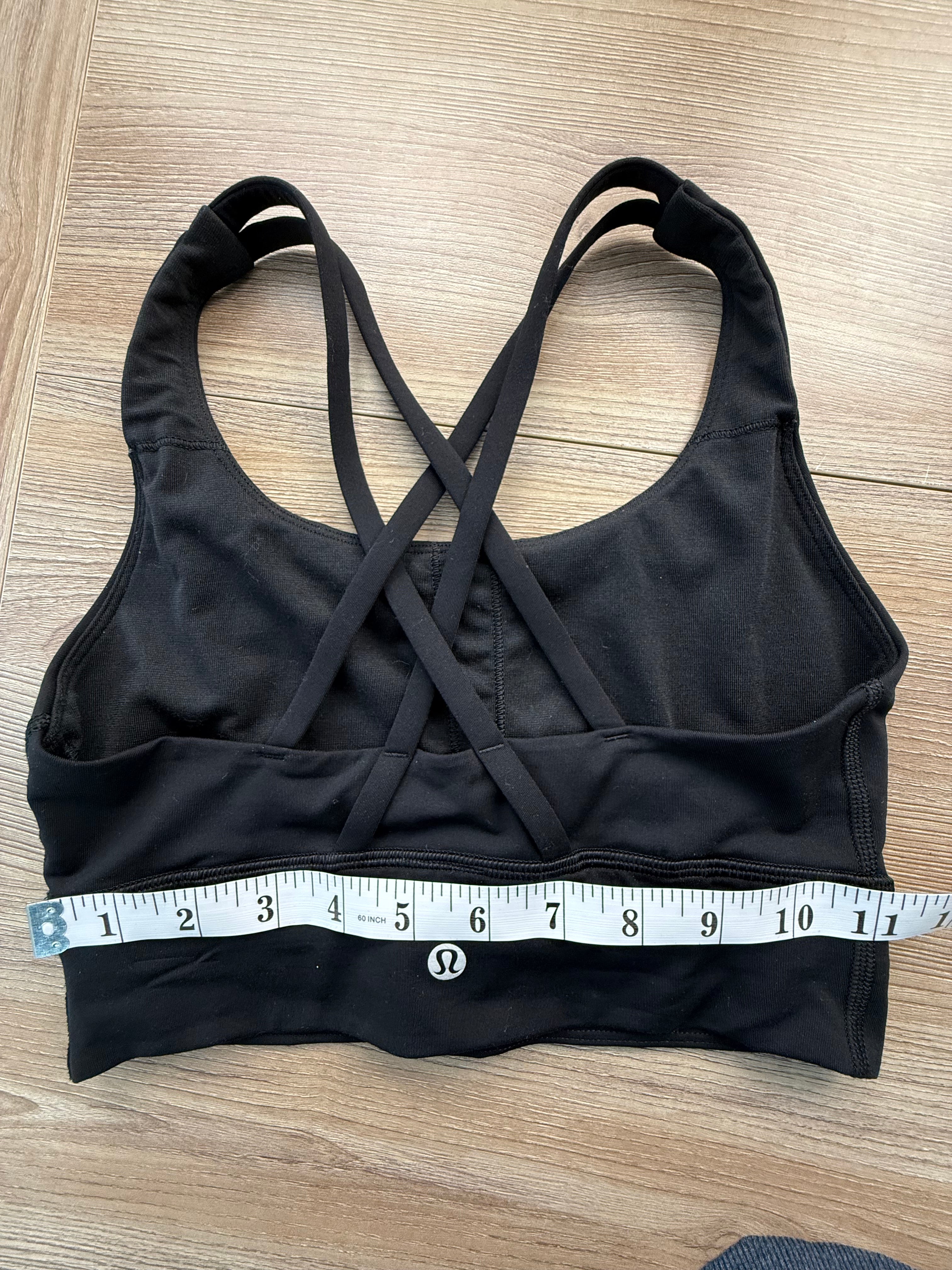 Lululemon sports bra measuring 22 inches at bottom band