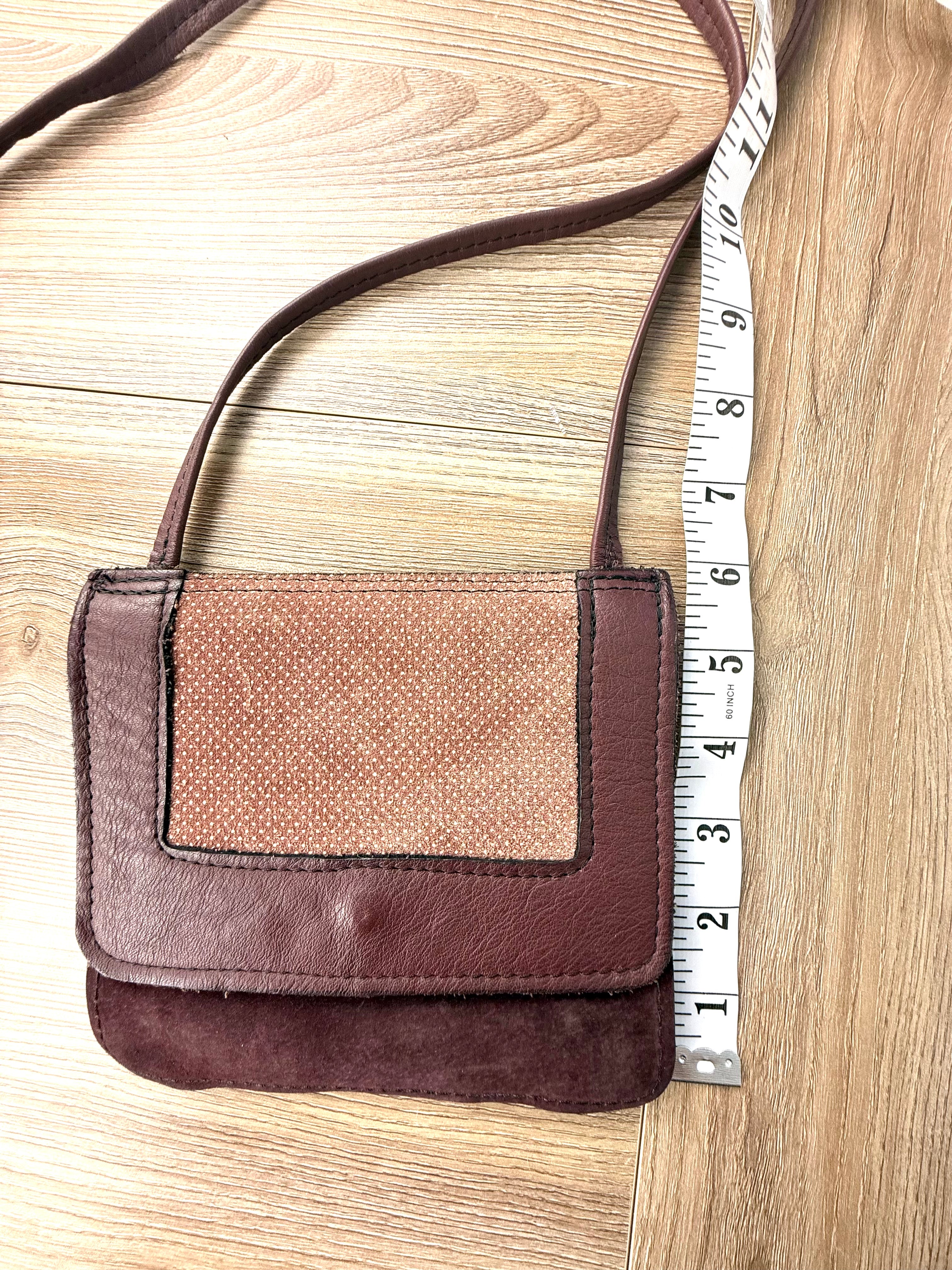 Made in Canada Leatherworks Crossbody Bag measuring approx 6" tall