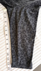 Made in Canada Sympli Asymmetrical 3/4 Sleeve Top | Size 14 measuring 13" sleeve