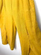 Made in Italy Alessia Santi Linen Wide Leg Pants showing culotte style cut 