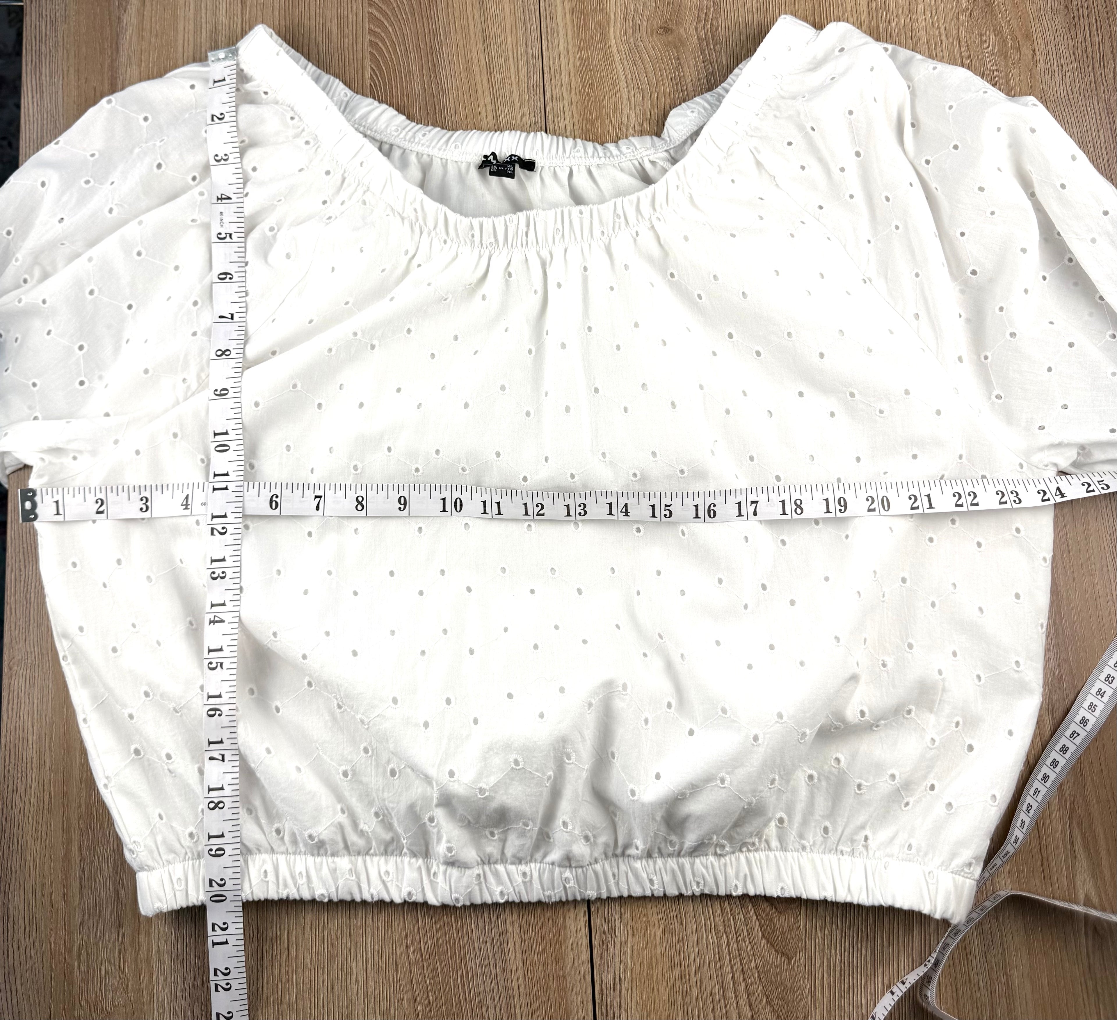 Mexx White 100% Cotton Eyelet Off-Shoulder Top measuring 48" bust and 20" shoulder to hem 