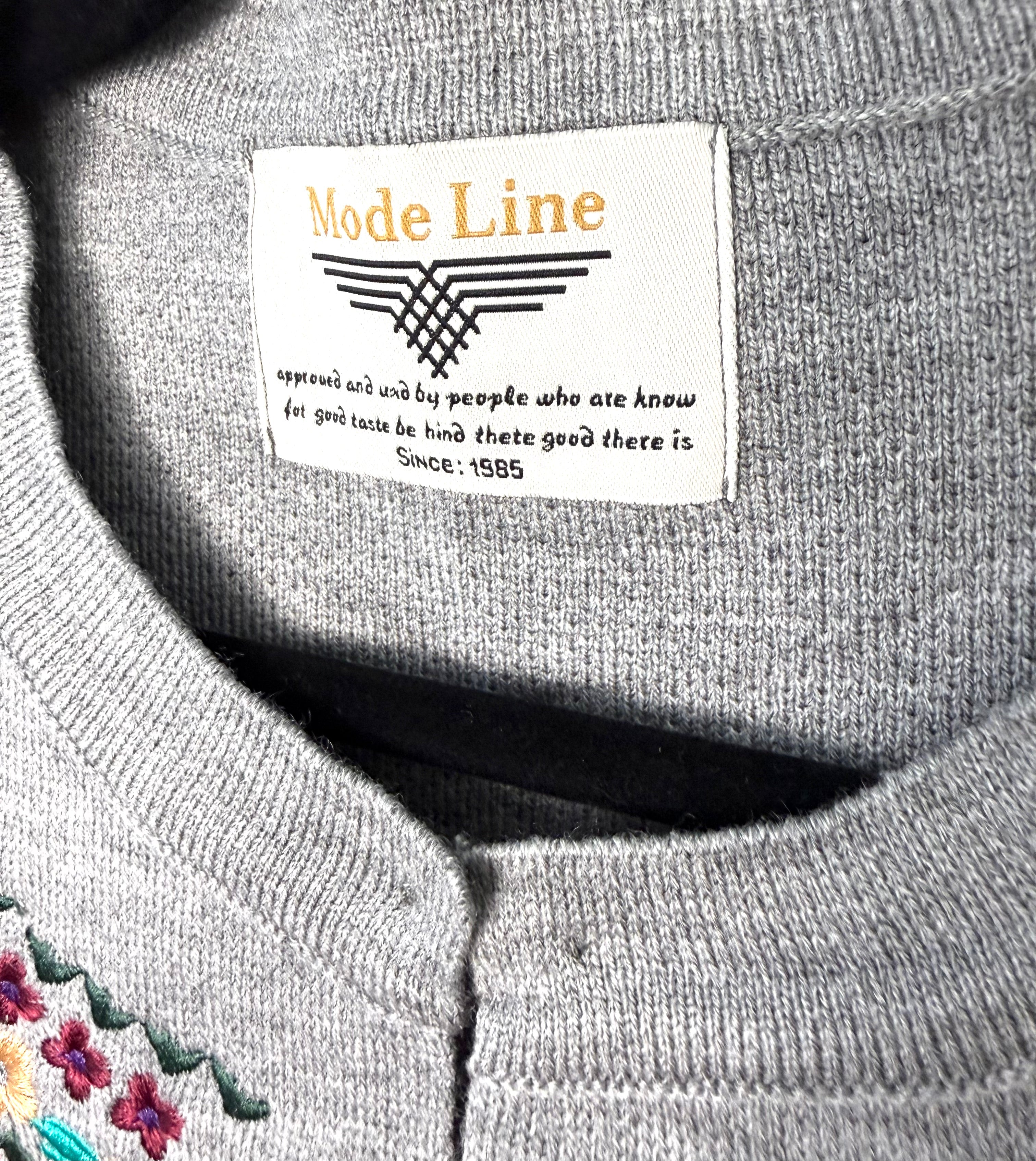 Mode Line 1985 vintage knitwear label 1980s embroidered vest
