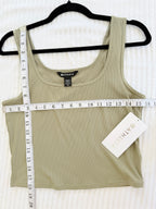 NWT Athleta Signature Rib Square-Neck Crop Tank | Size M measuring 32" bust and 18" length