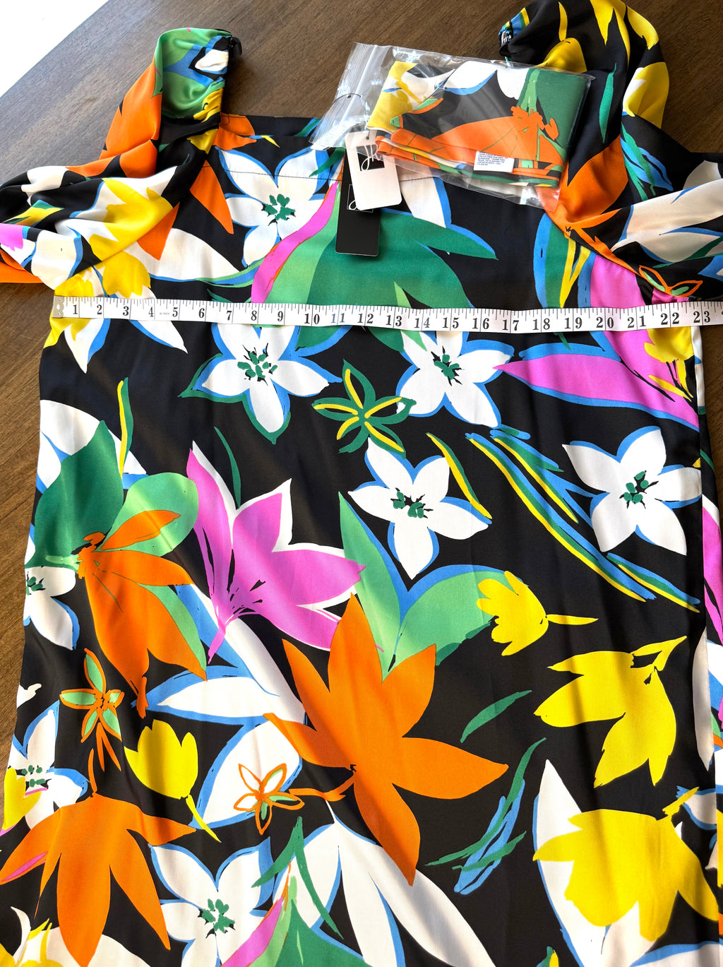 NWT Joseph Ribkoff Dress at Blue Sparrow Shop measuring 46" bust 