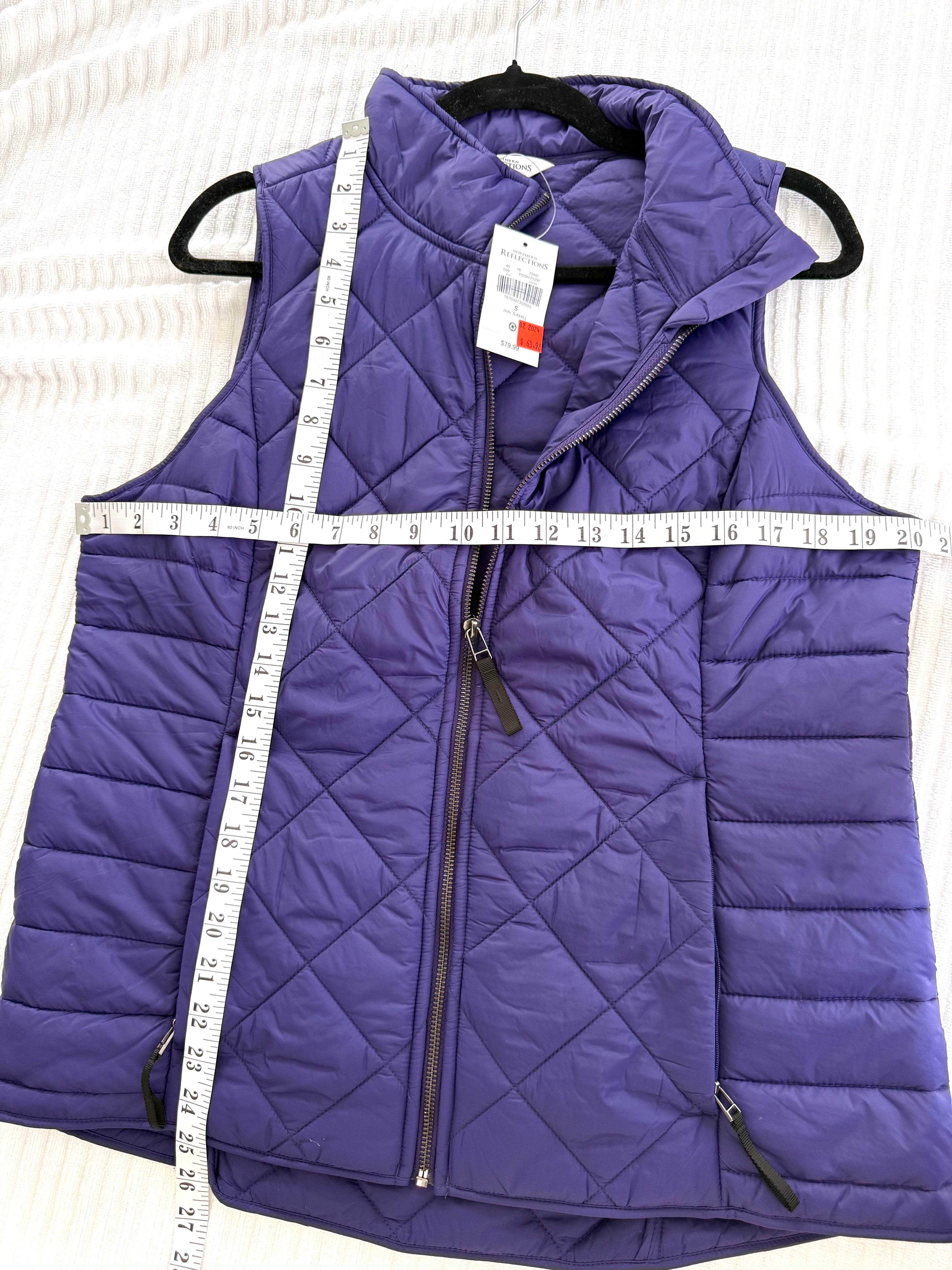 NWT Northern Reflections Puffer Vest | Size S measuring 40" bust and 25-26.5 length