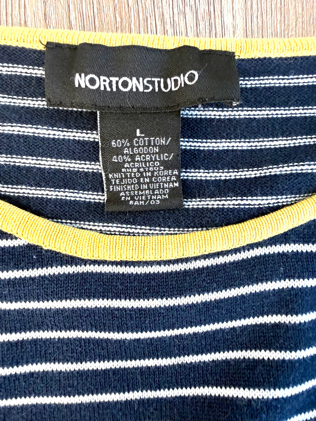 Norton Studio brand tag size large cotton acrylic knit sweater.