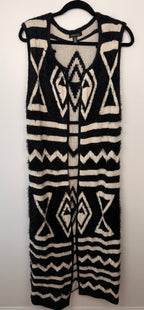 Parkhurst Long Black & Cream Geometric Knit Vest | Size M/L on hanger