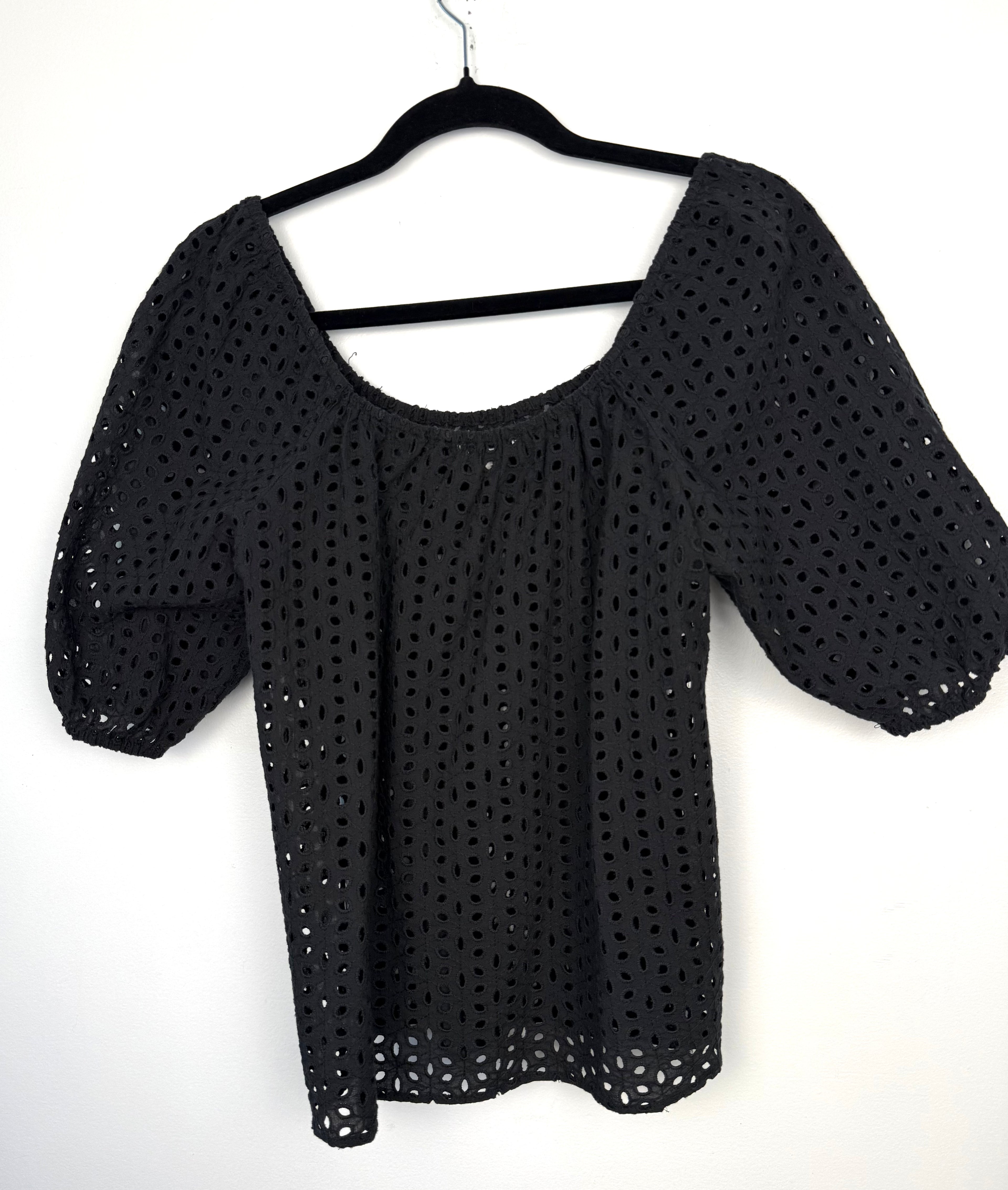 back of Reitmans 100% Cotton Black Eyelet Puff Sleeve Top — Square Neck | Peasant Style | Size M at Blue Sparrow Shop Resale Reimagined  on hanger