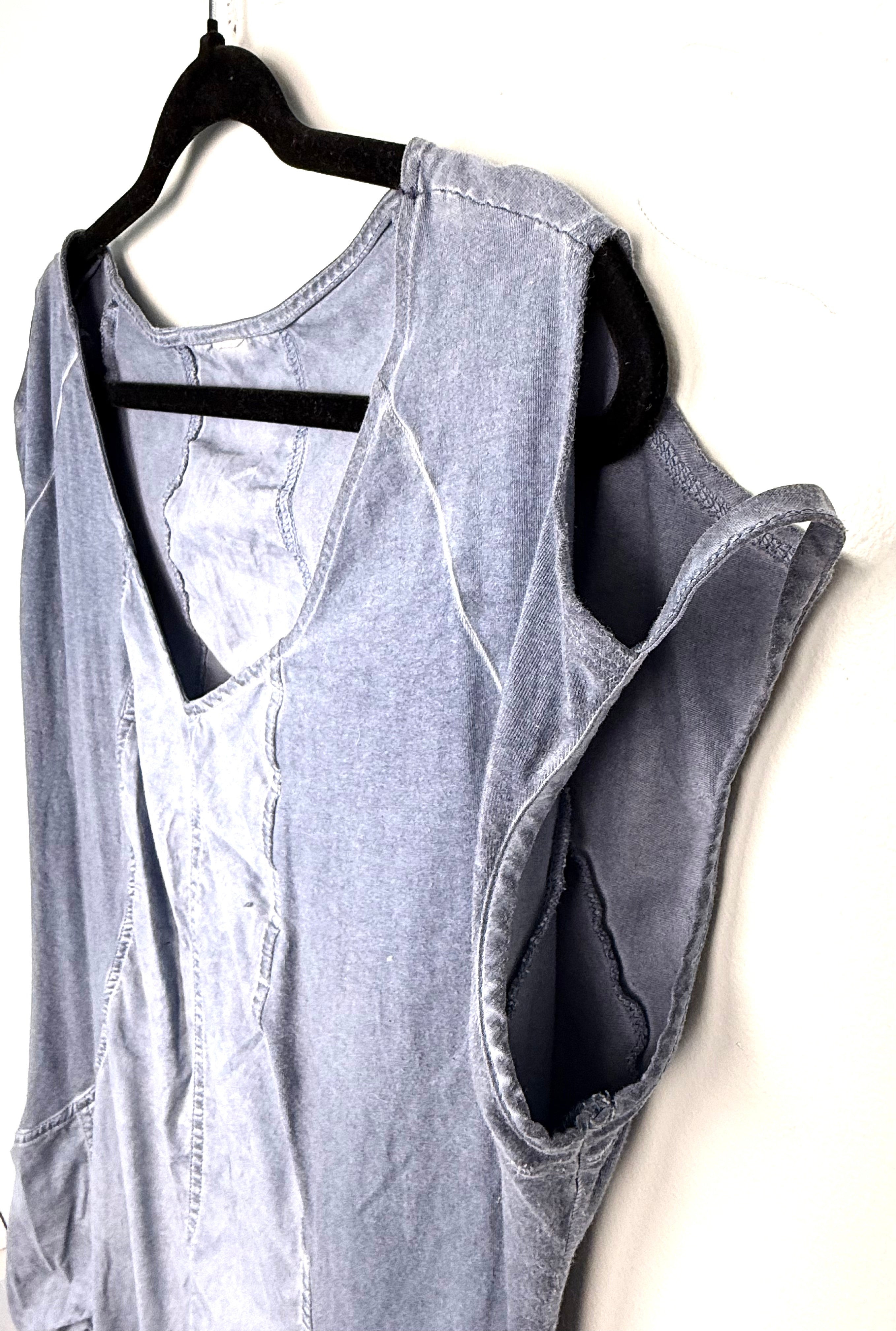 Resale Ruched Pocket Cold Shoulder Tunic Dress  at Blue Sparrow Shop close up of collar and shoulder detail 