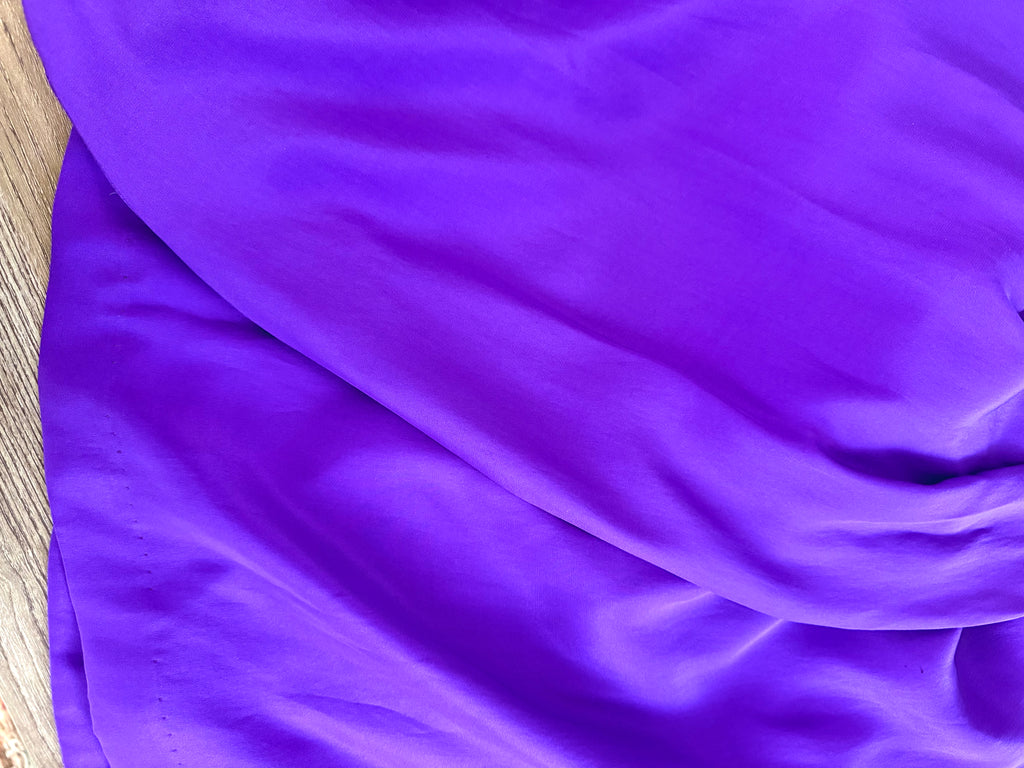 Ross Mayer purple silk fabric close up women’s sleeveless dress size 12