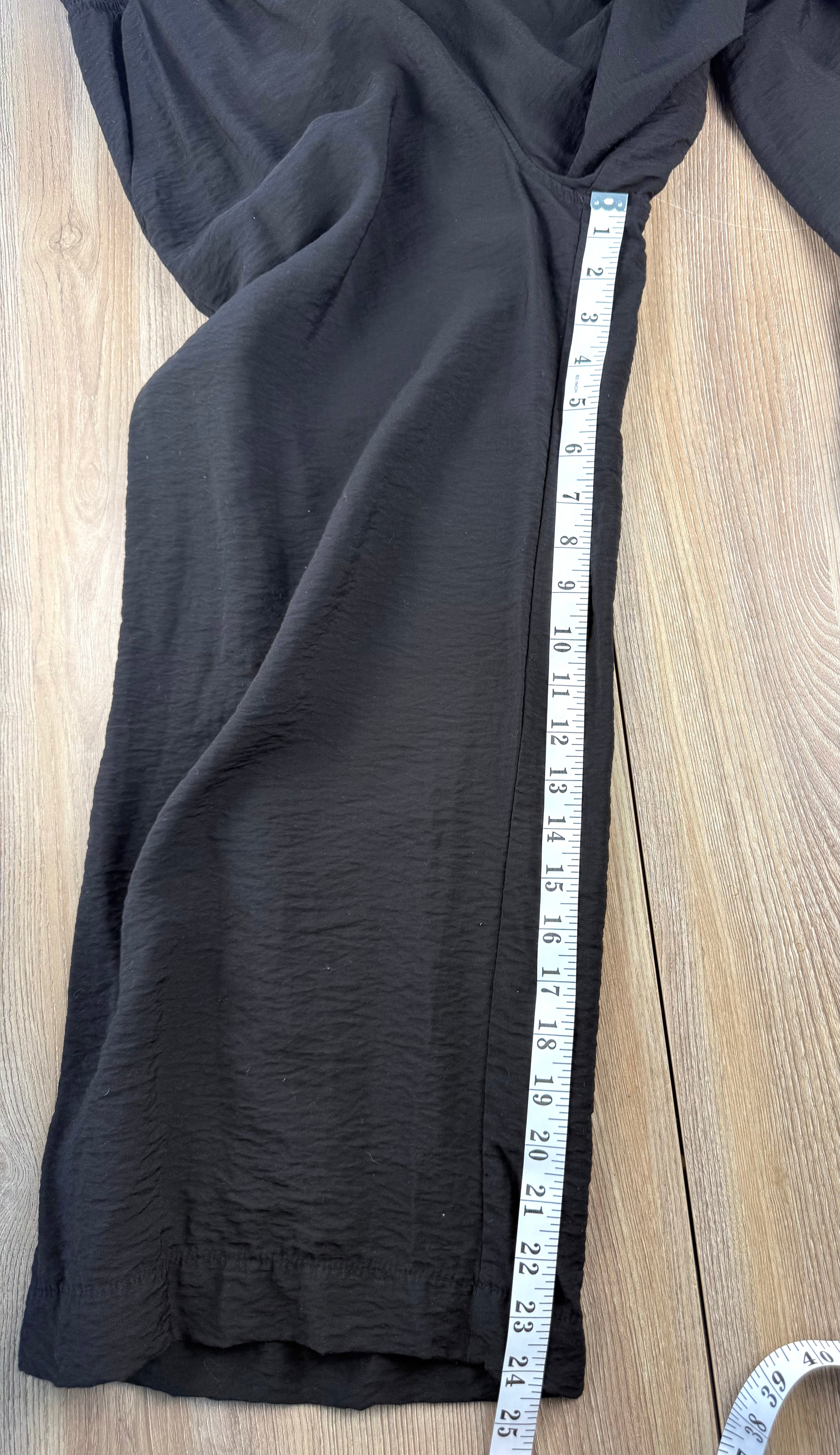 Simply Vera Vera Wang Wide-Leg Pants  at Blue Sparrow Shop measuring 24" inseam 