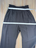 Simply Vera Vera Wang Wide-Leg Pants  at Blue Sparrow Shop measuring 26" waist elasticized and 40" hips 