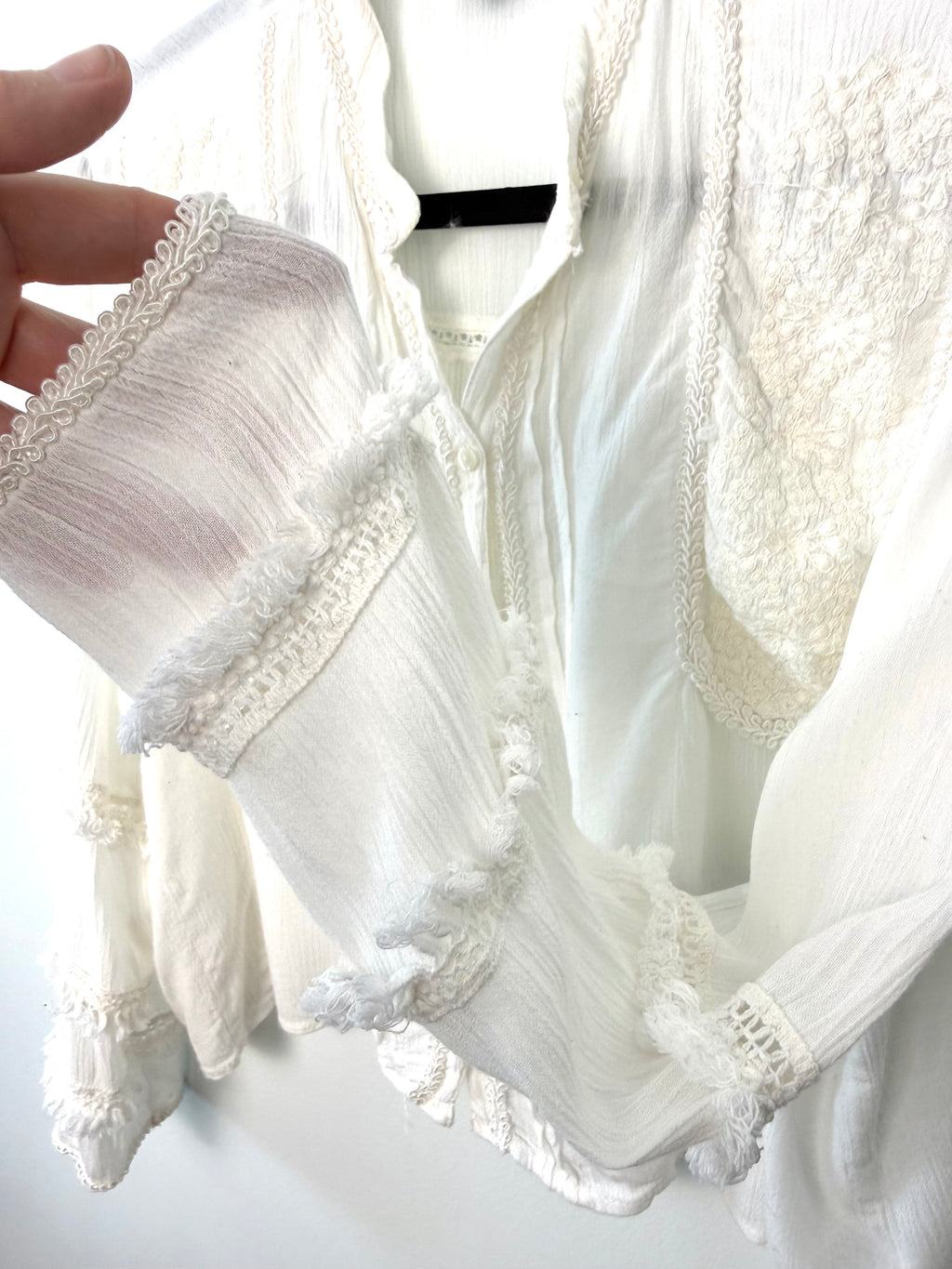 sleeve of Oversized H & M boho peasant blouse 