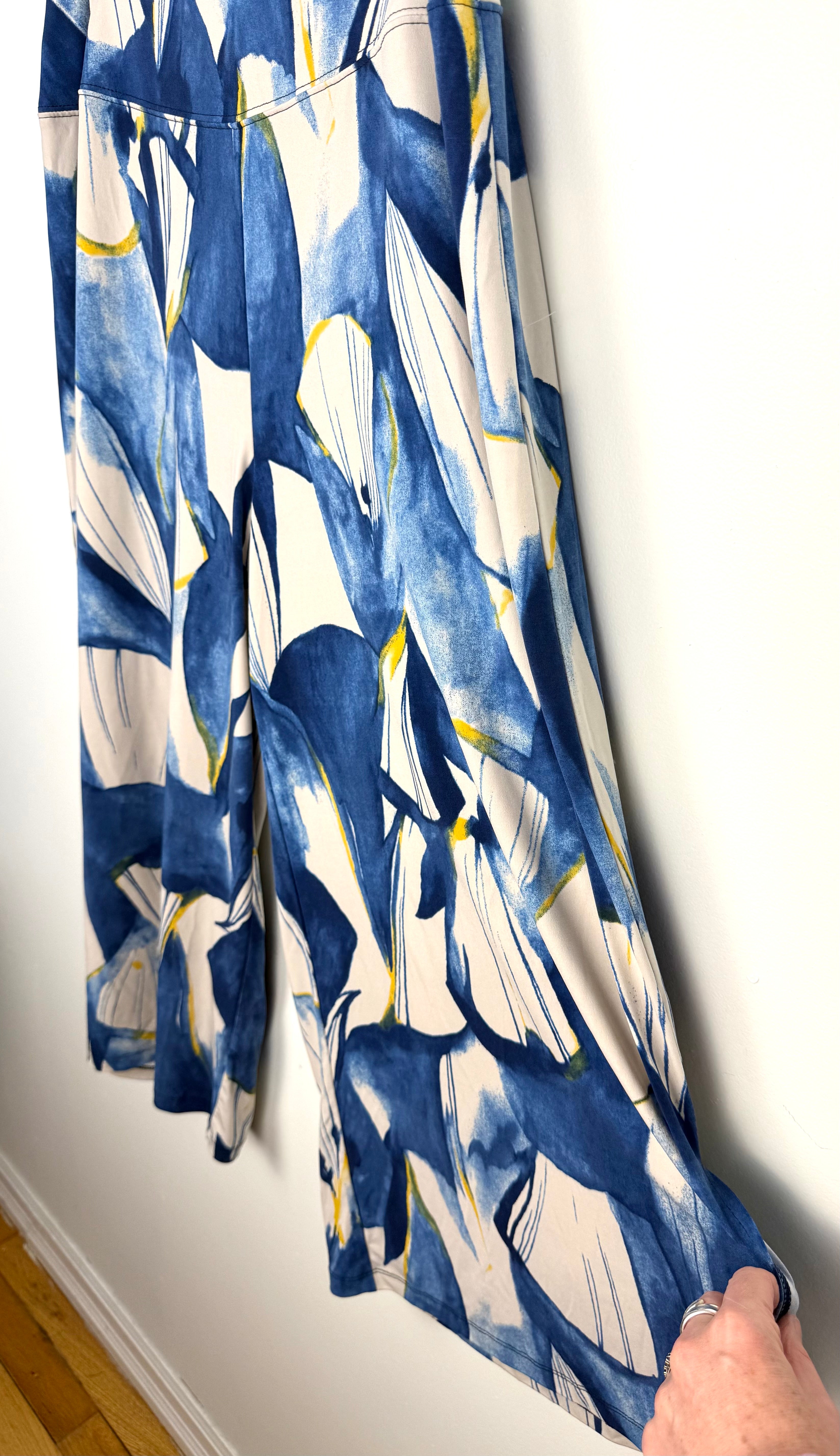Sympli Patterned Palazzo Wide Leg Pants showing fall pattern of legs
