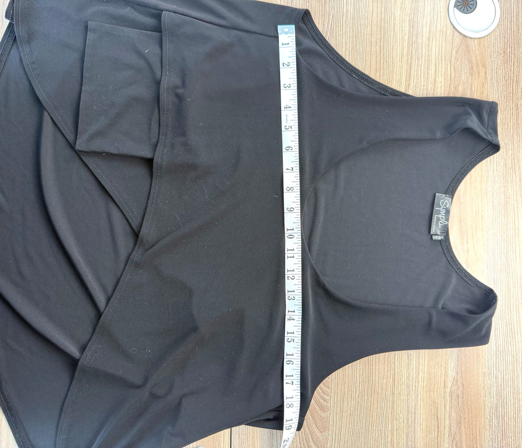 Sympli black tank with inside pocket measuring 28" waist 