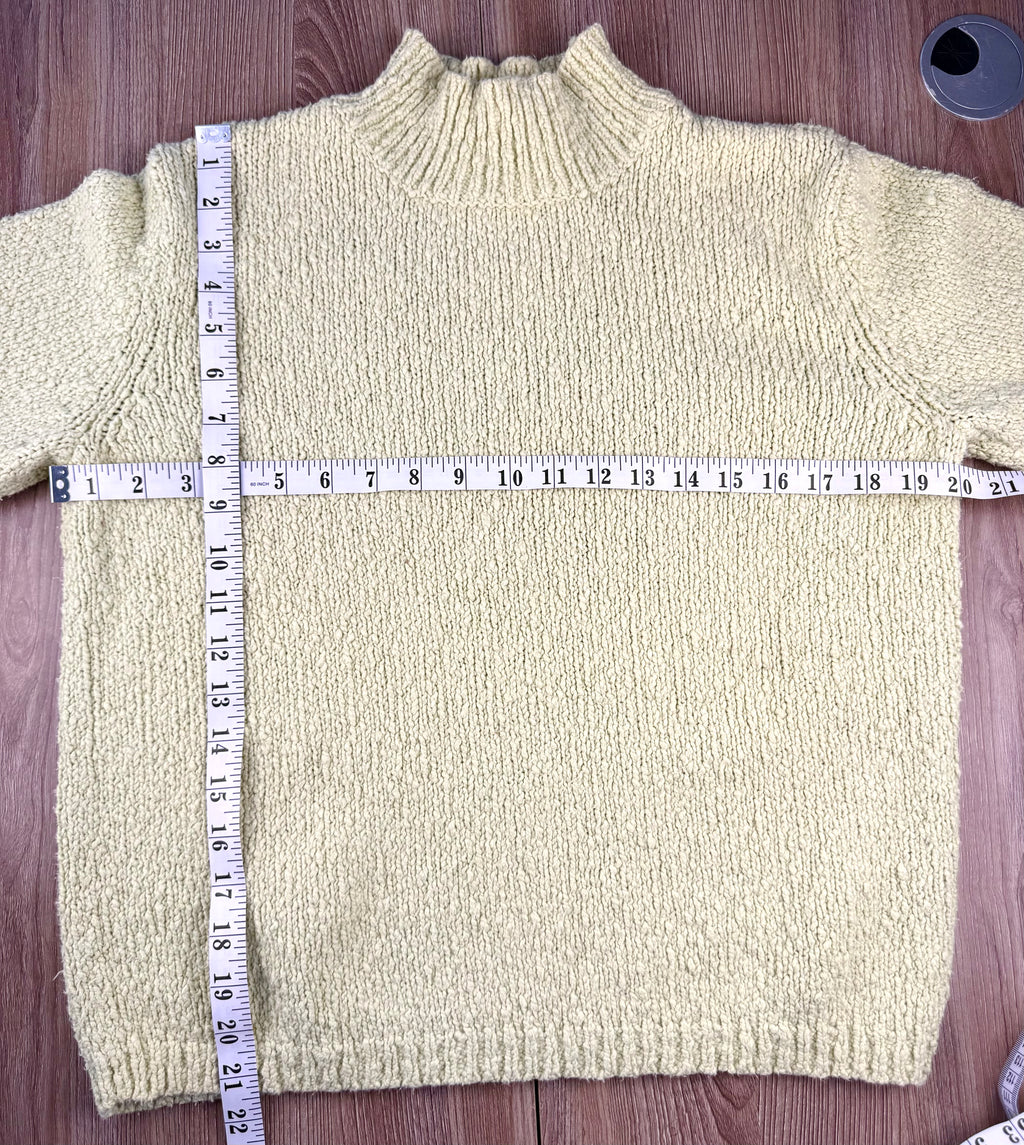 Talbots 100% Cotton Chunky Knit Sweater at Blue Sparrow Shop measuring 40" bust and 21" shoulder to hem 
