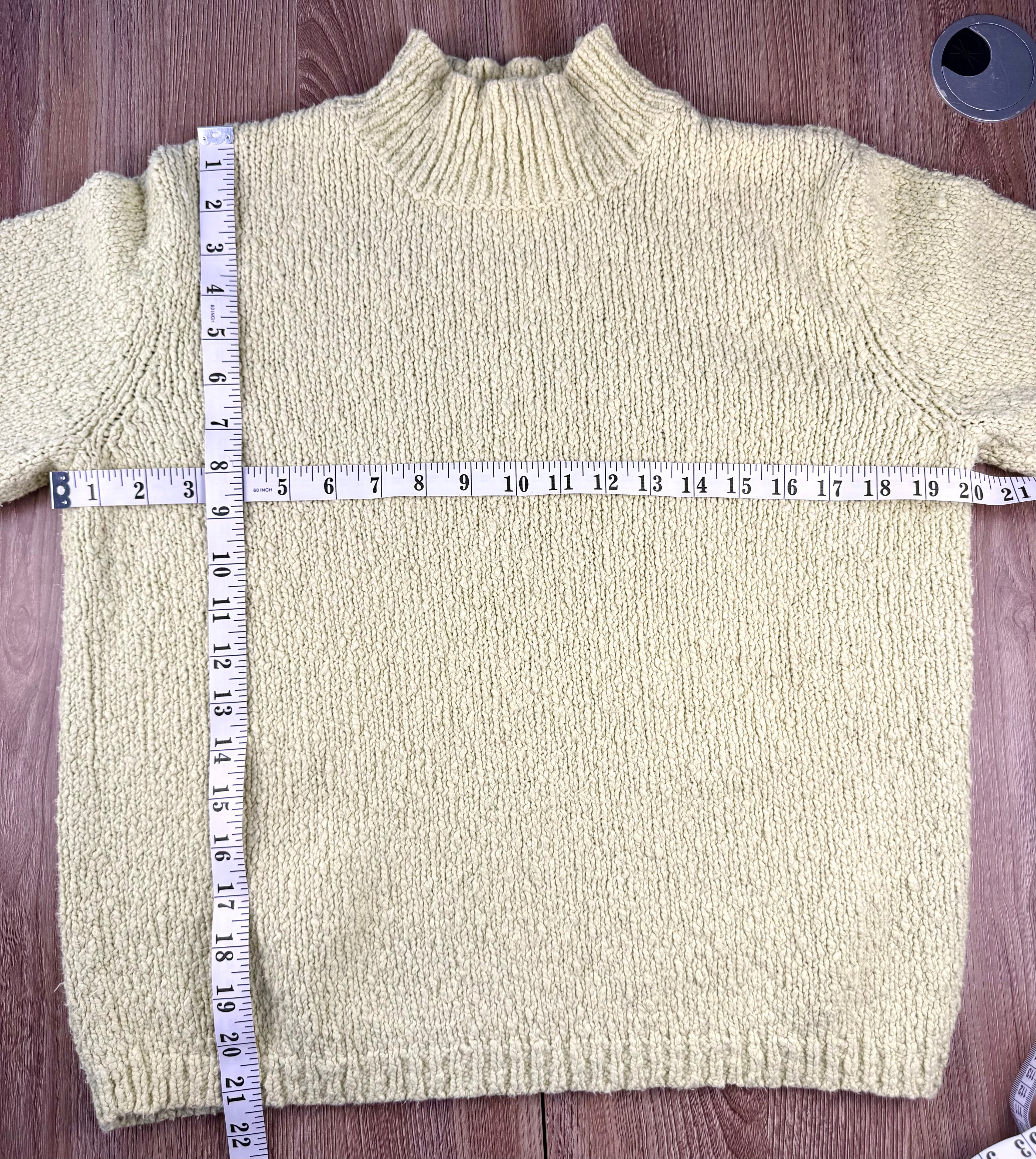 Talbots 100% Cotton Chunky Knit Sweater at Blue Sparrow Shop measuring 40" bust and 21" shoulder to hem 