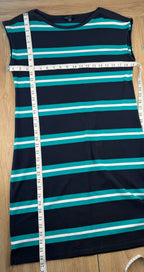 Tommy Hilfiger Cap Sleeve Shift Dress at Blue Sparrow Shop measuring 38" bust and 36" shoulder to hem 