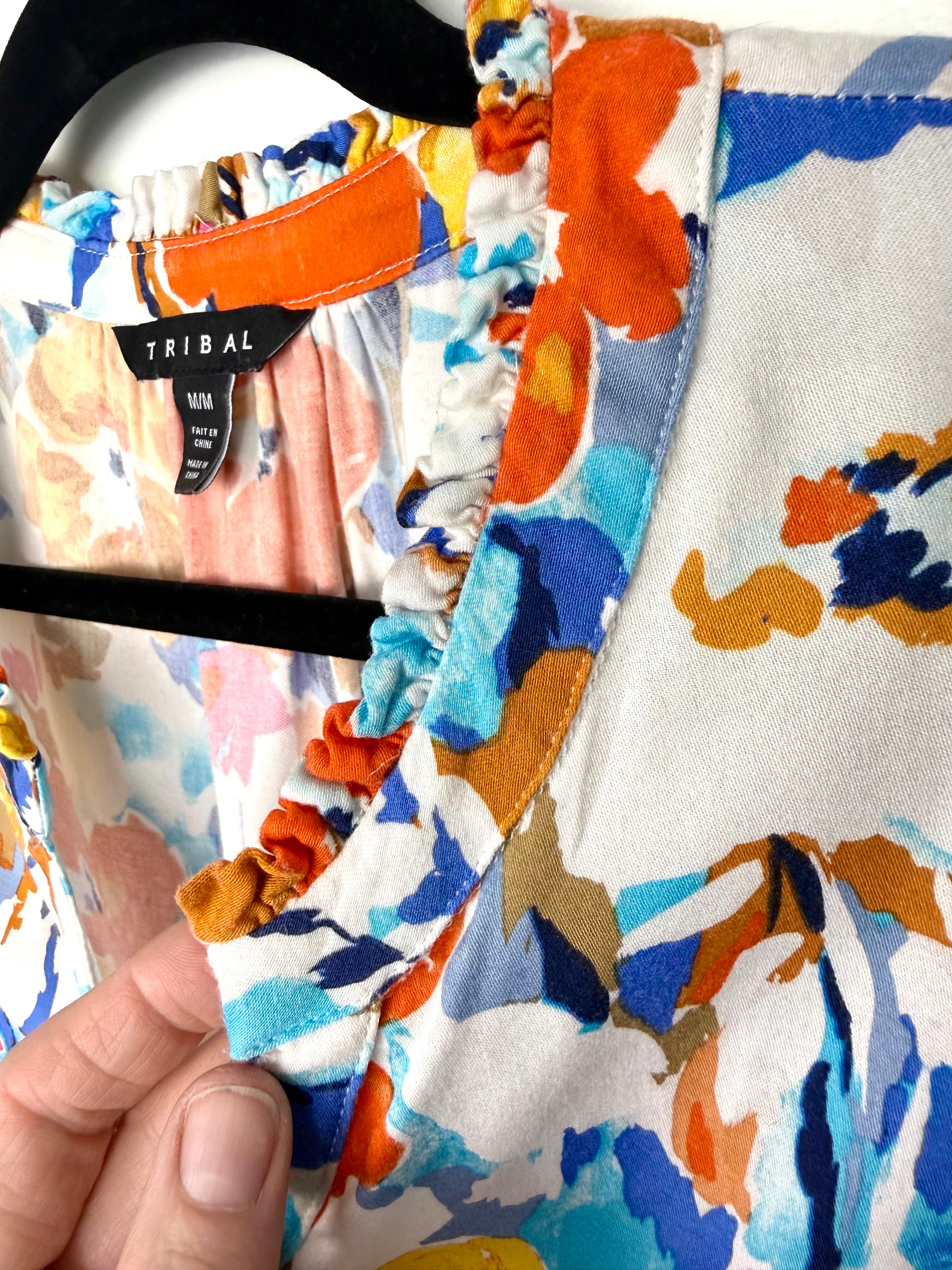 Tribal floral spring top ruffle collar on floral tribal top 