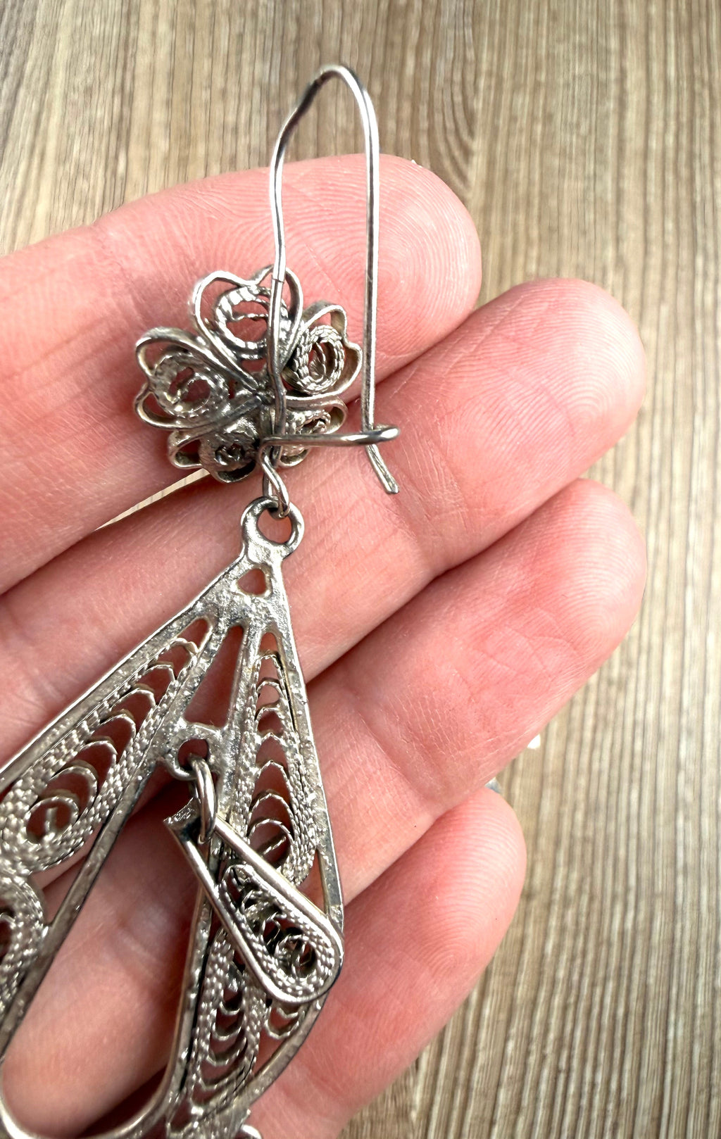 Vintage Style Filigree Dangle Earrings  hook detail on back 