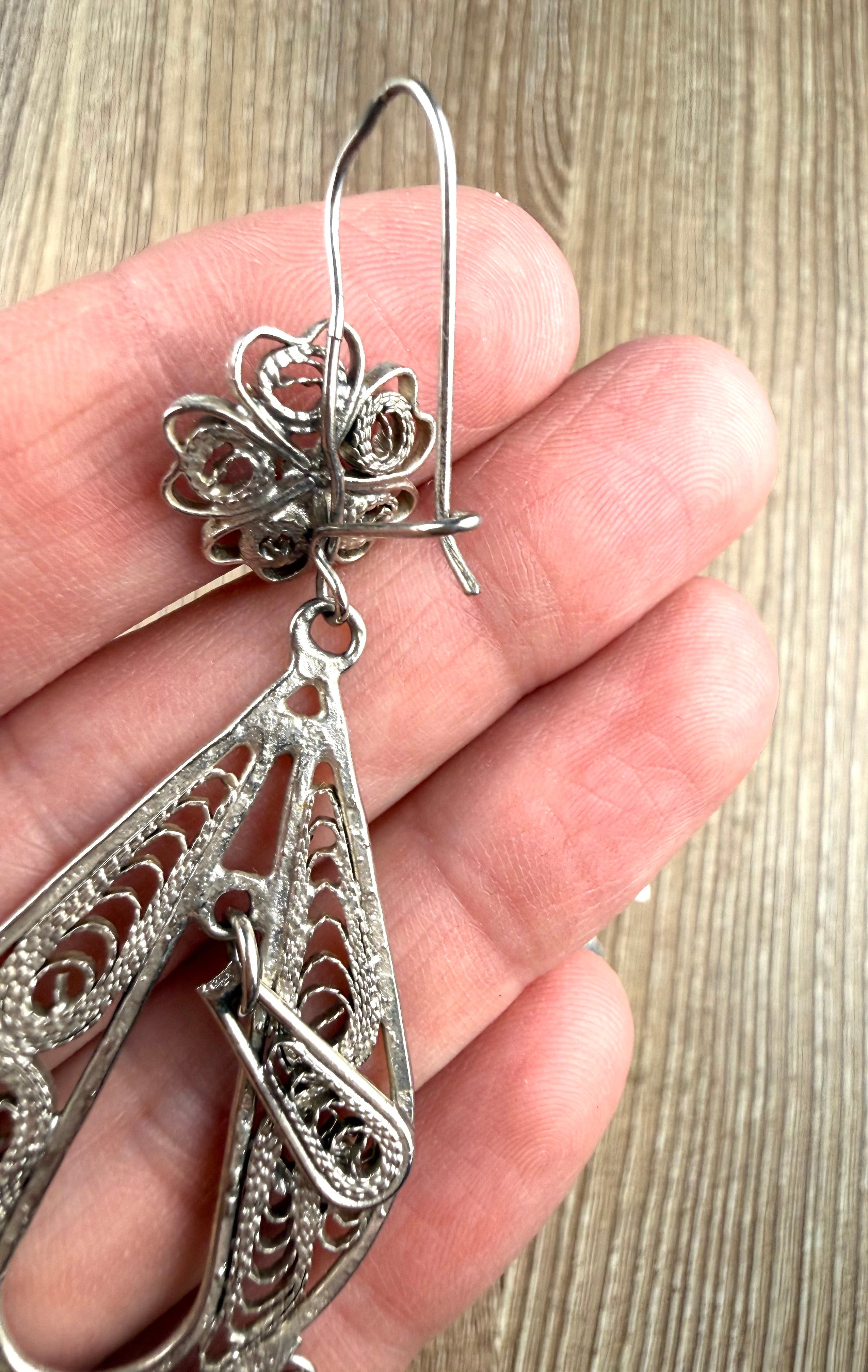Vintage Style Filigree Dangle Earrings  hook detail on back 