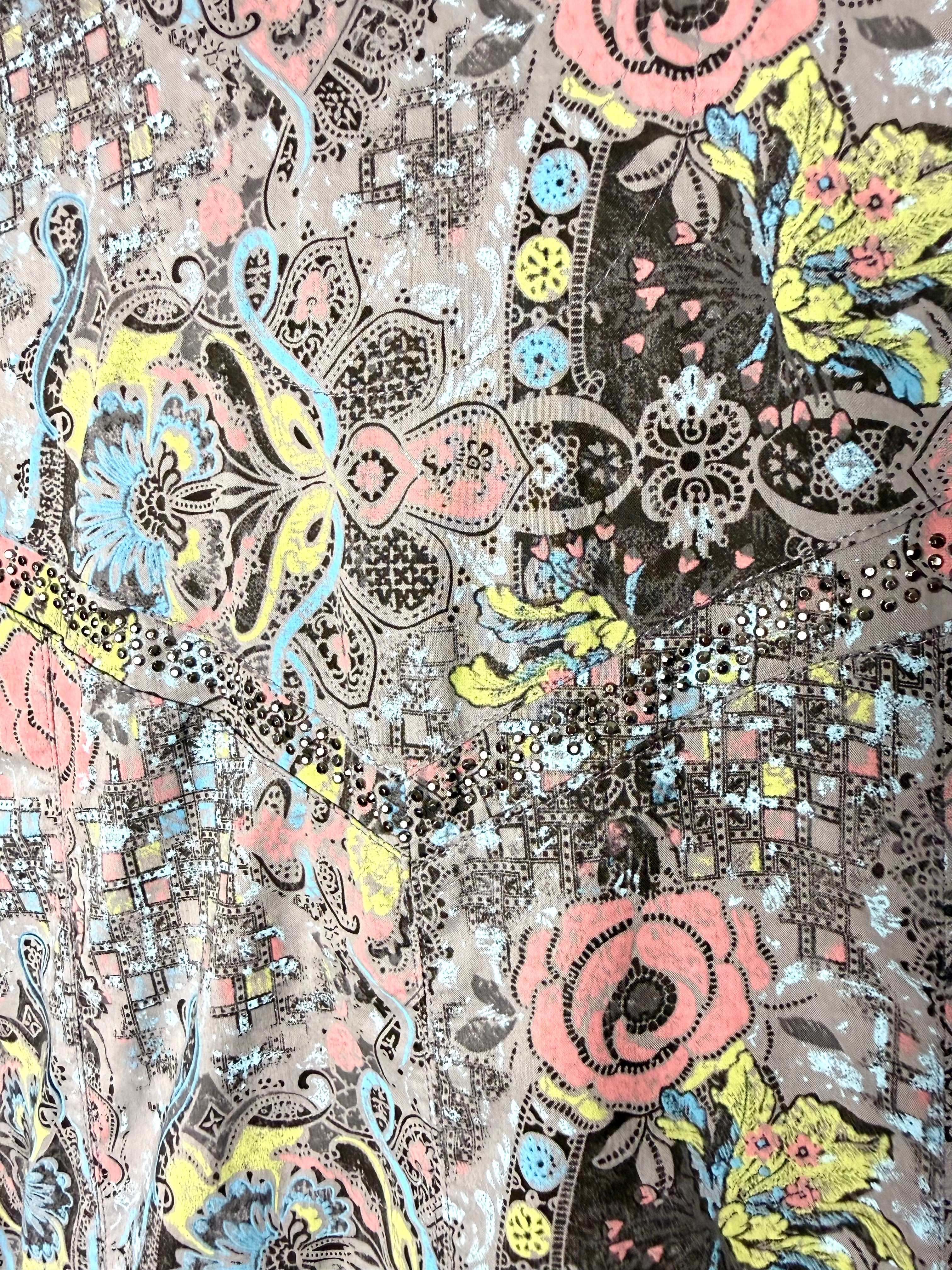 Wrangler Cowgirl Western Button Front Shirt with Rhinestone detail front embellishment close up 