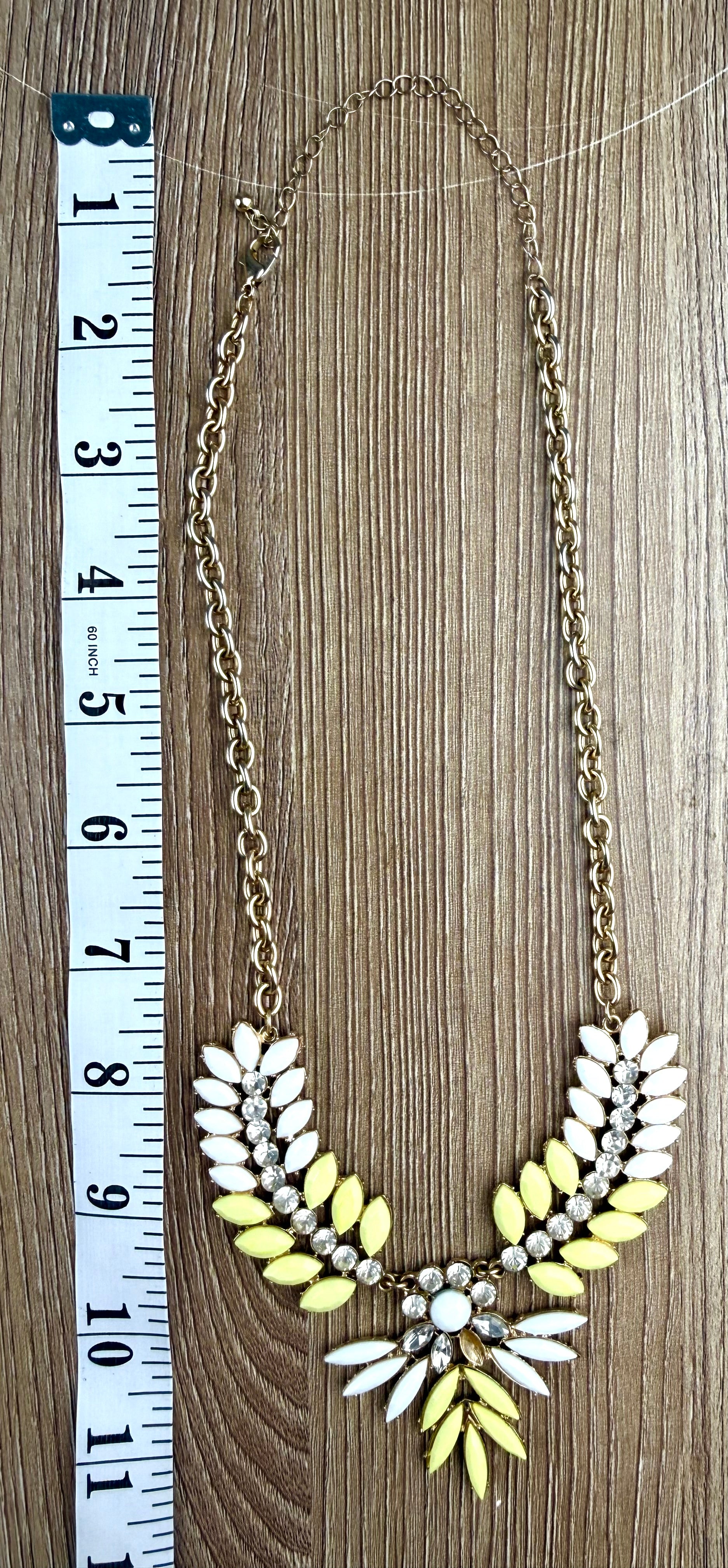 Yellow & White Marquise Floral Statement Necklace measuring approx 22" when extended