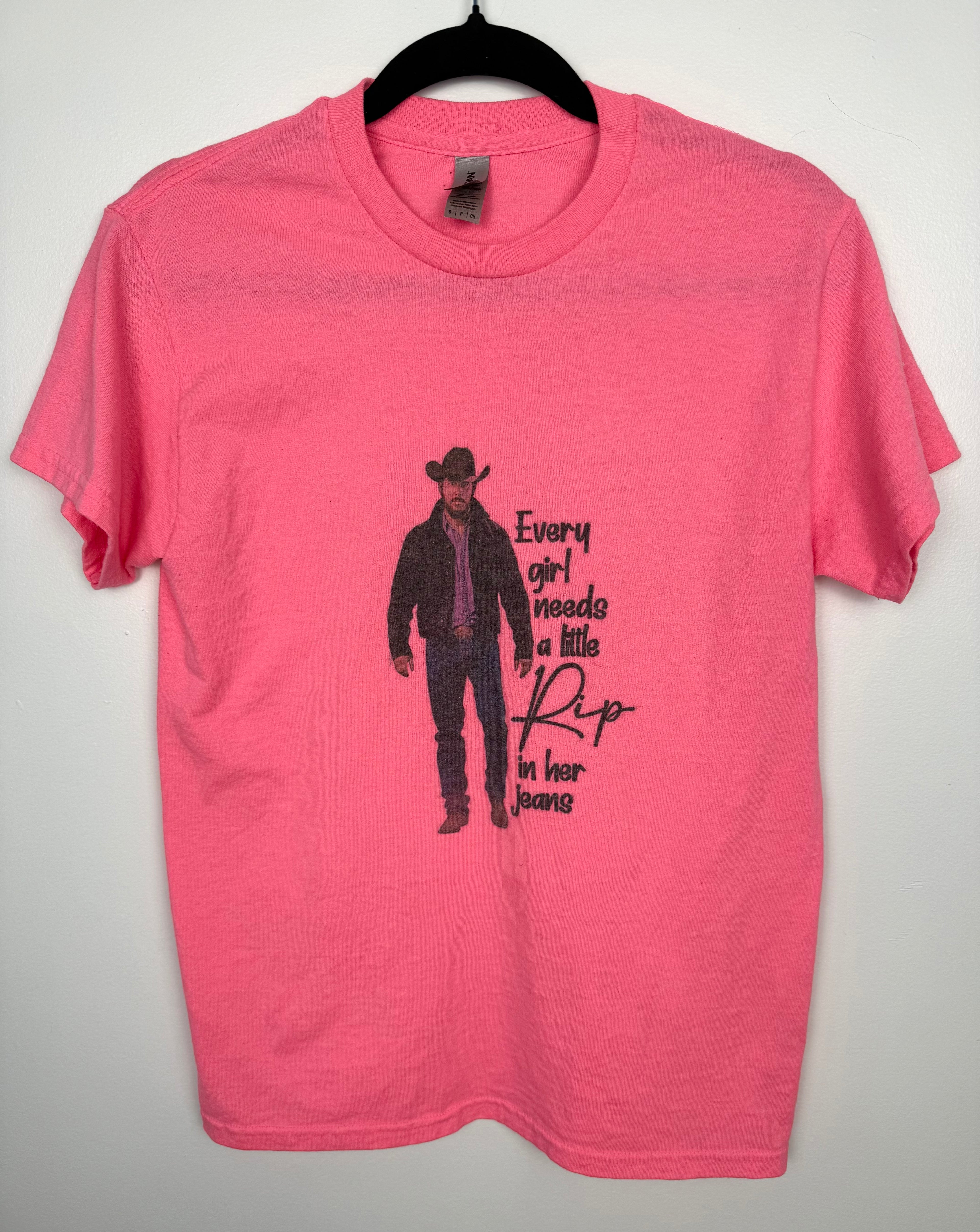 Yellowstone Fan Graphic Tee in Pink | Size S at Blue Sparrow Shop Canadian Resale 