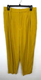 Zara Tailored High Waisted Pants | Size M at Blue Sparrow Shop on hanger