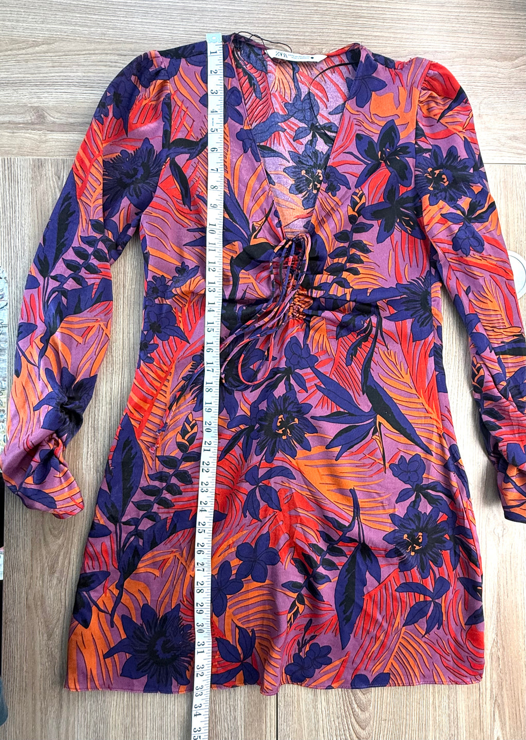 Zara dress tropical pattern silky measuring 33 inches from shoulder to hem