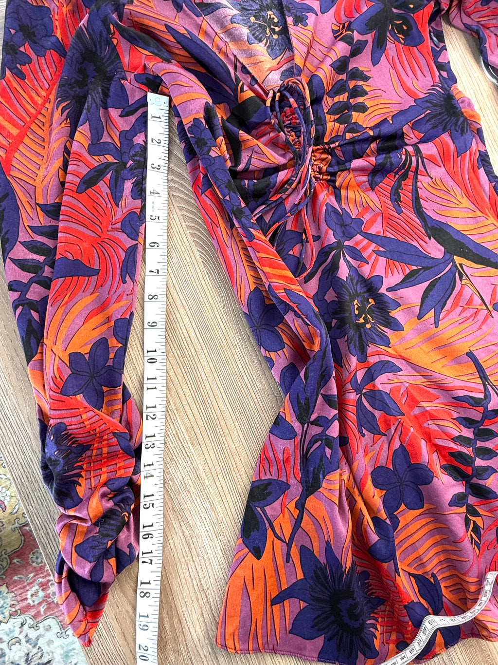 Zara dress tropical pattern silky measuring gathered sleeve 17" and full sleeve 20"