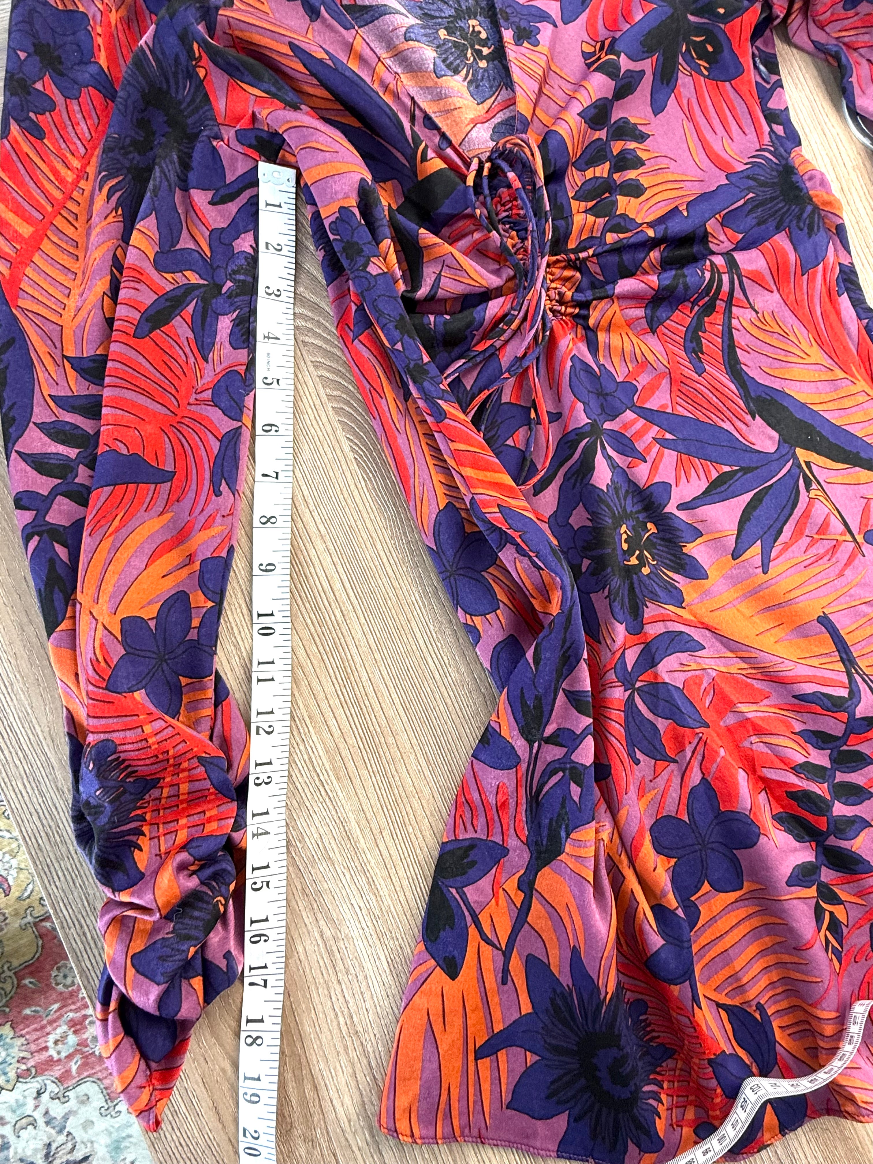 Zara dress tropical pattern silky measuring gathered sleeve 17" and full sleeve 20"