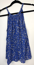 back of  100% Cotton Banana Republic Floral Tank Top at Blue Sparrow Shop on hanger