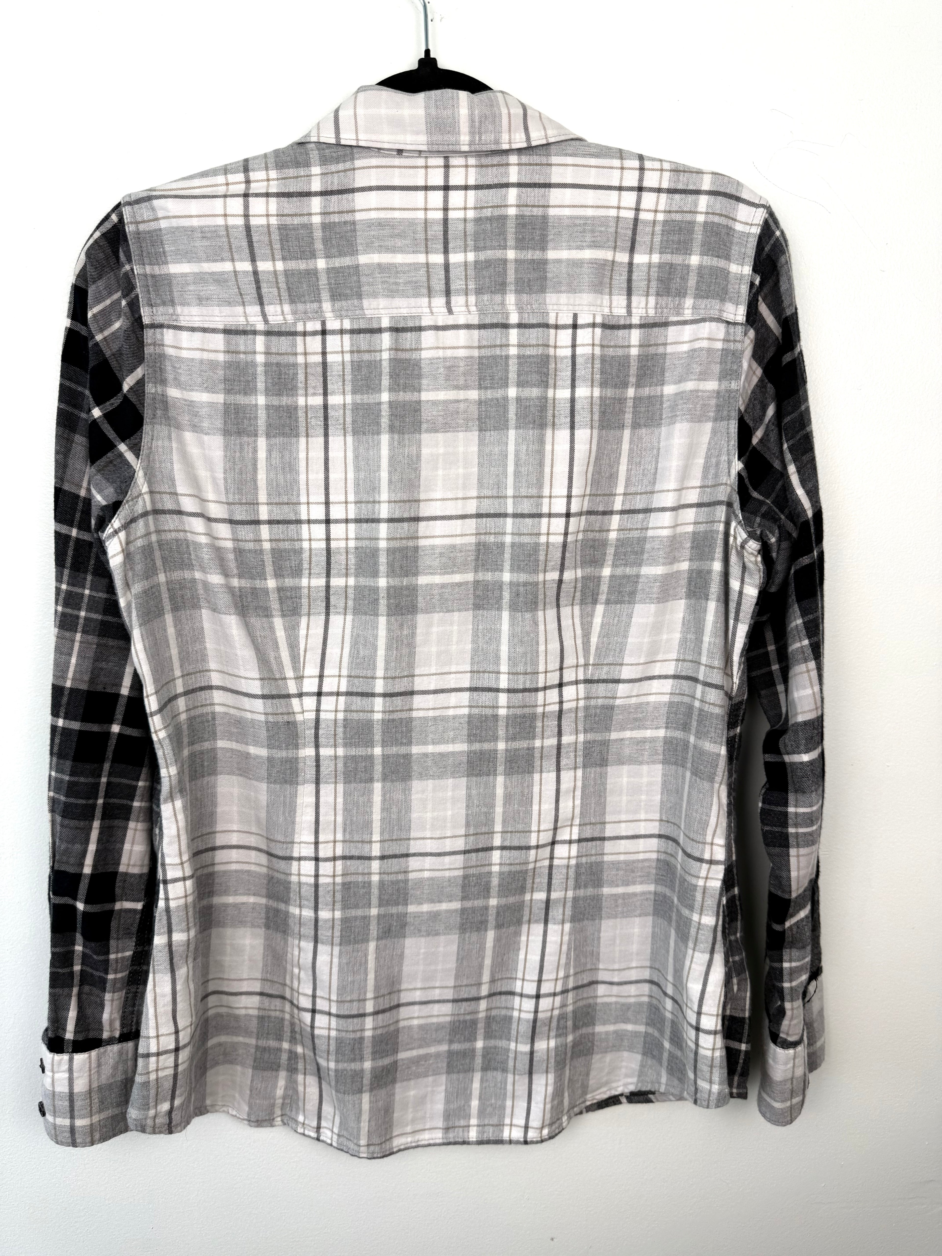 back of 100% Cotton Eddie Bauer Plaid Shirt | Size M
