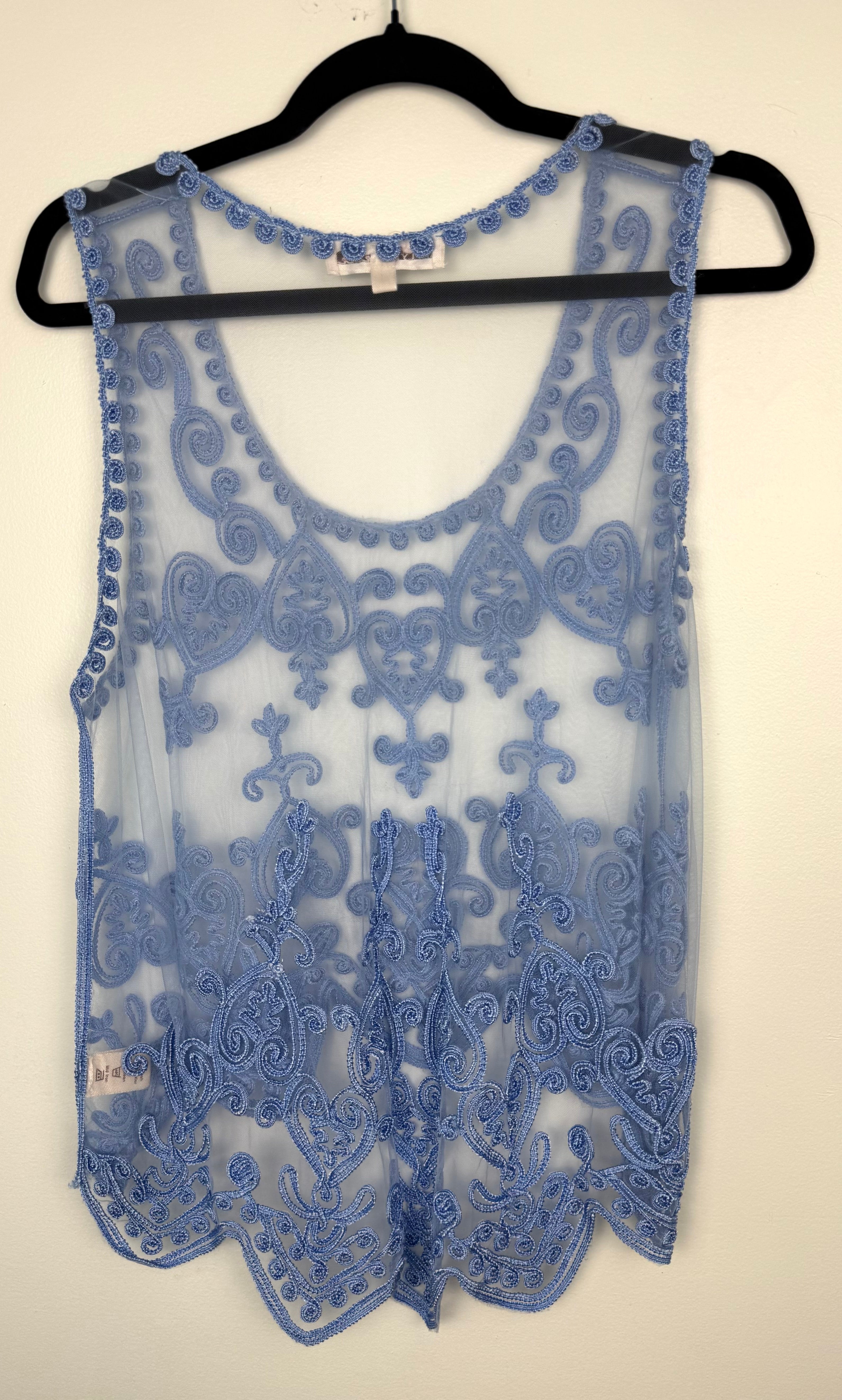 back of Boho Scrollwork Lace Overlay Cami Top | Size M at Blue Sparrow Shop Canadian Resale   on hanger