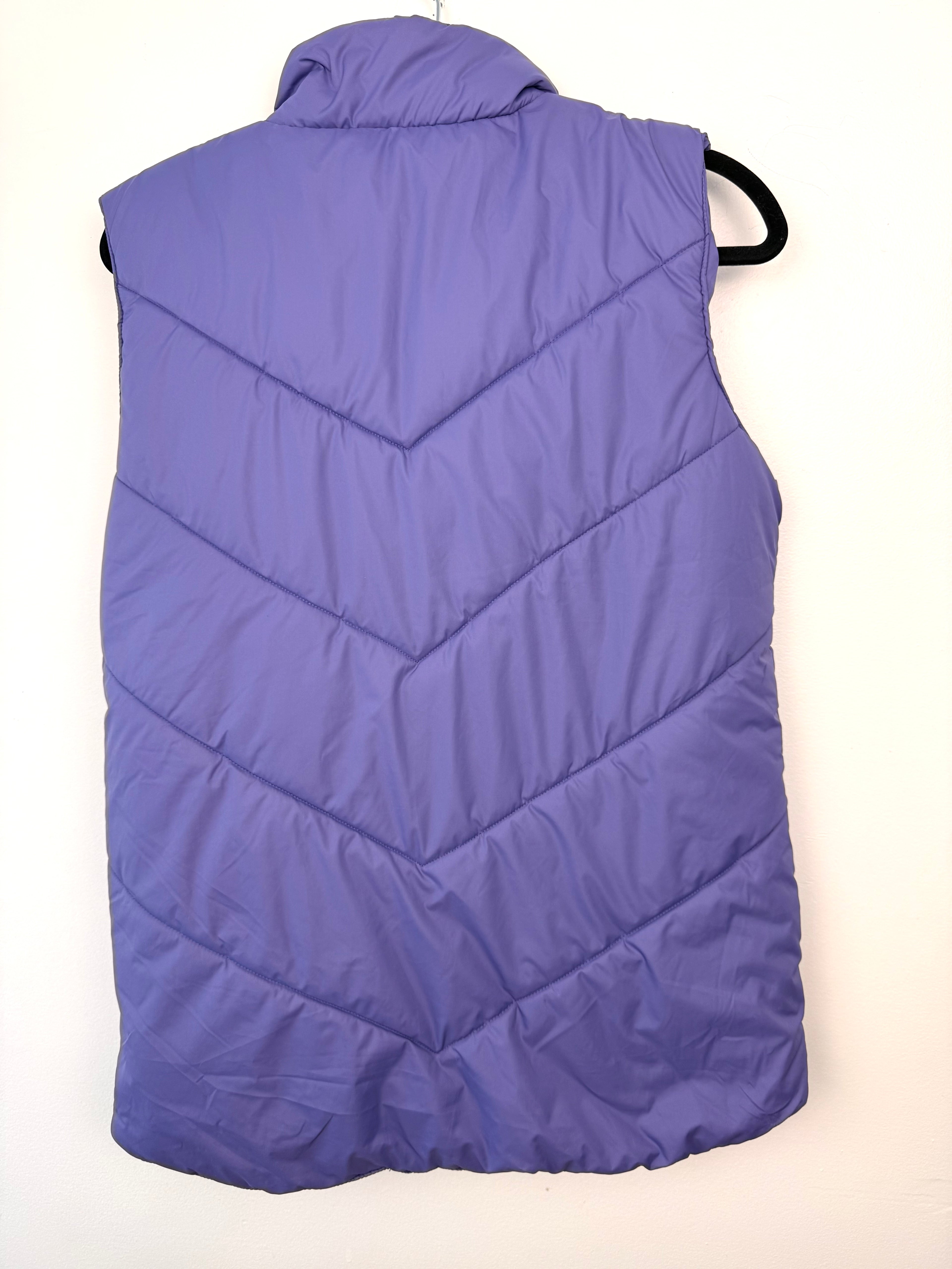 back of Denver Hayes Puffer Vest | Size S on hanger