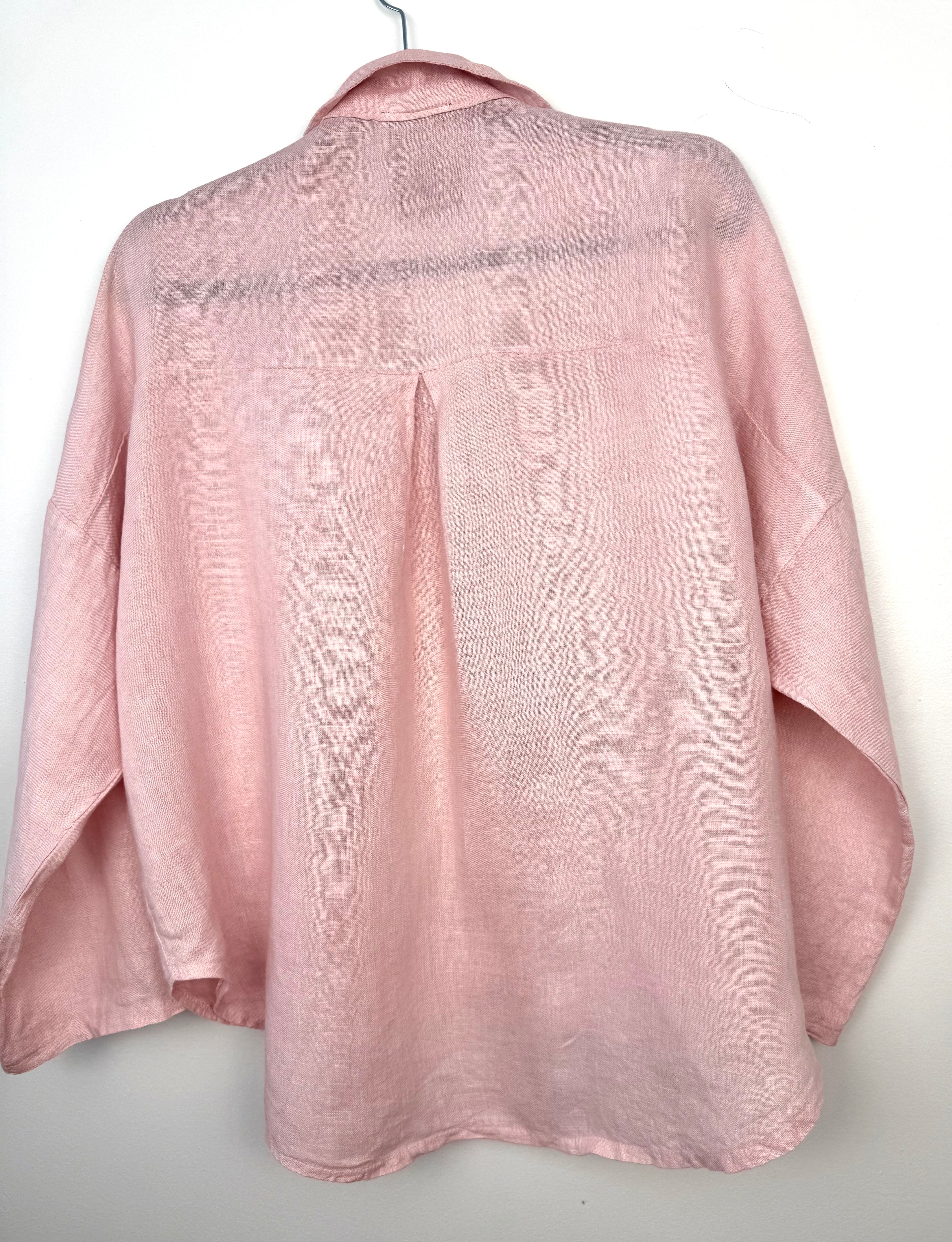 back of EDIN Expect the Unexpected 100% linen oversized shirt Made in Italy 