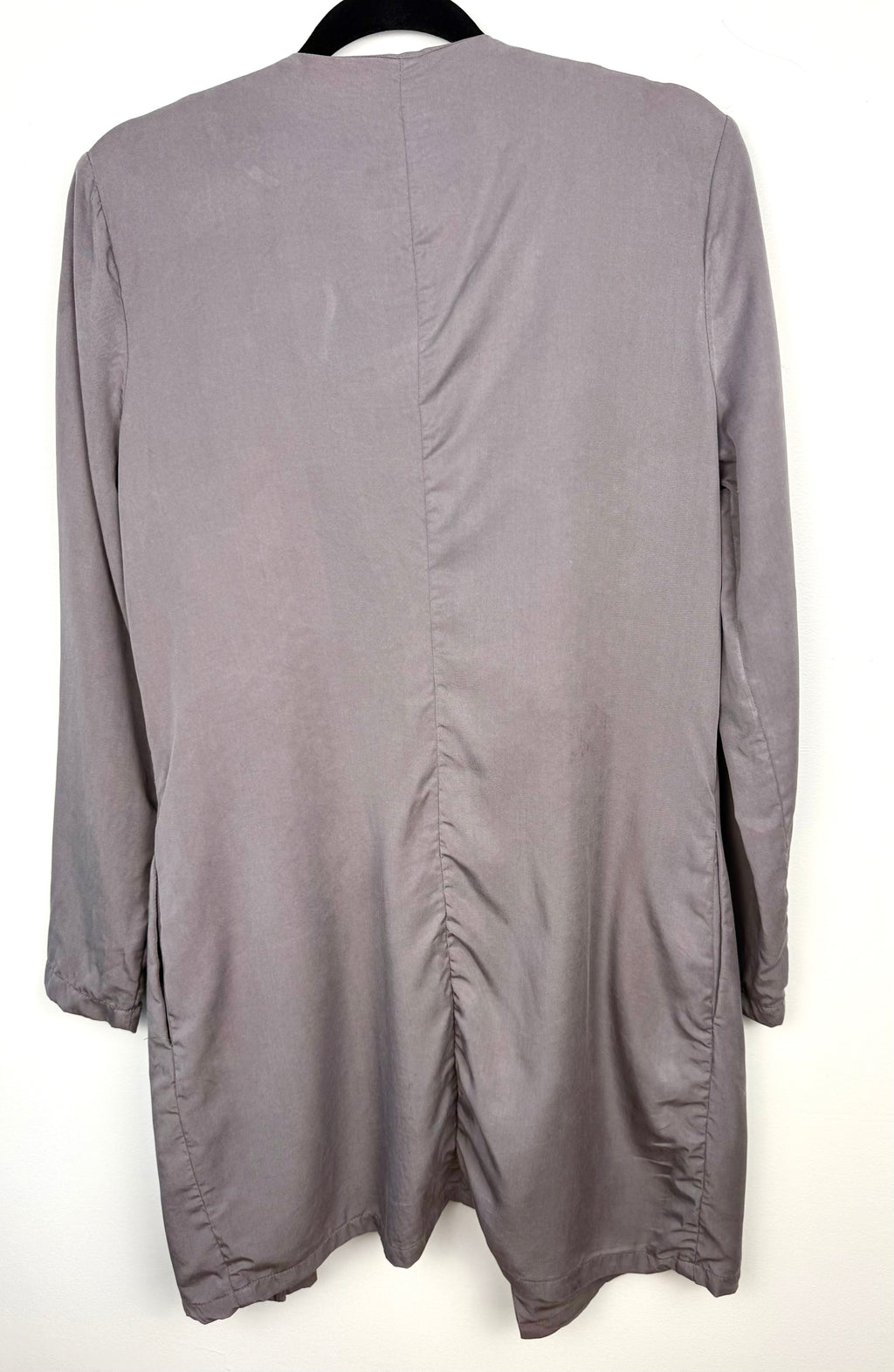 back of  Minus Copenhagen Afrah Blazer|Jacket with waterfall detail in front 