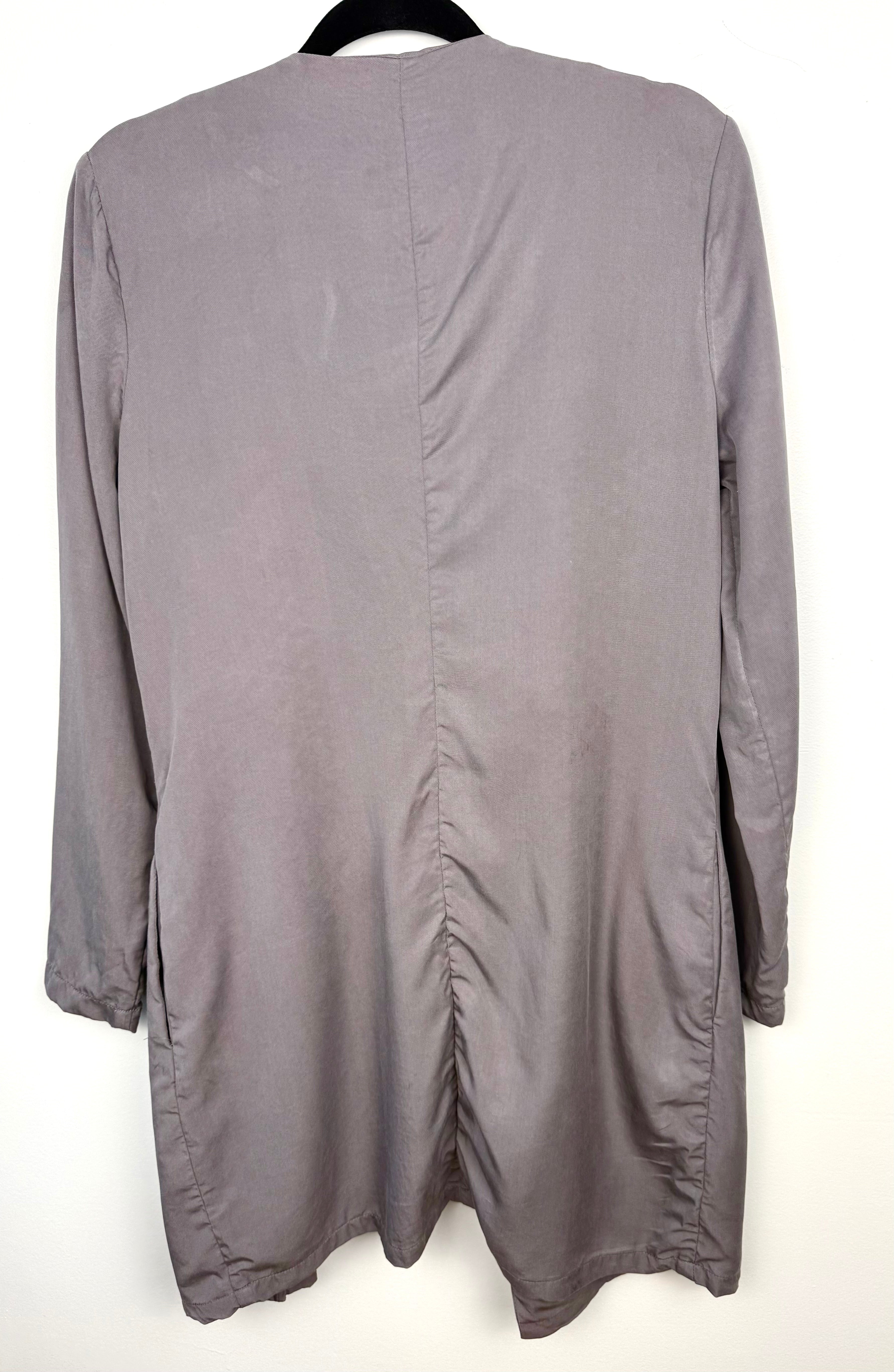 back of  Minus Copenhagen Afrah Blazer|Jacket with waterfall detail in front 