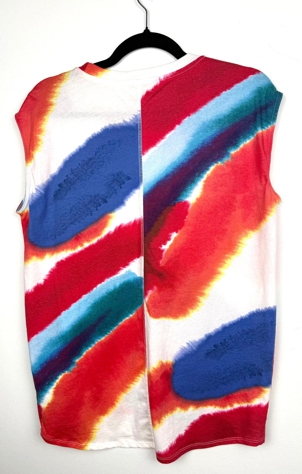 back of NWT Gap Tie Dye Tee  on hanger
