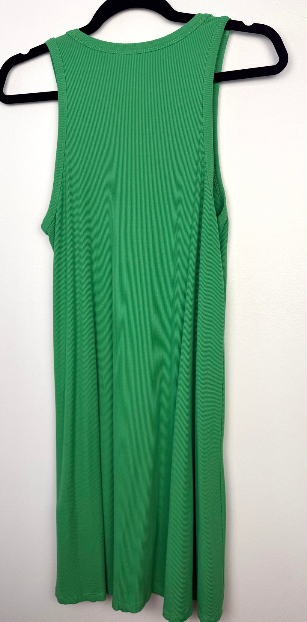 back of Reitmans shamrock green Ribbed Midi Tank Dress 