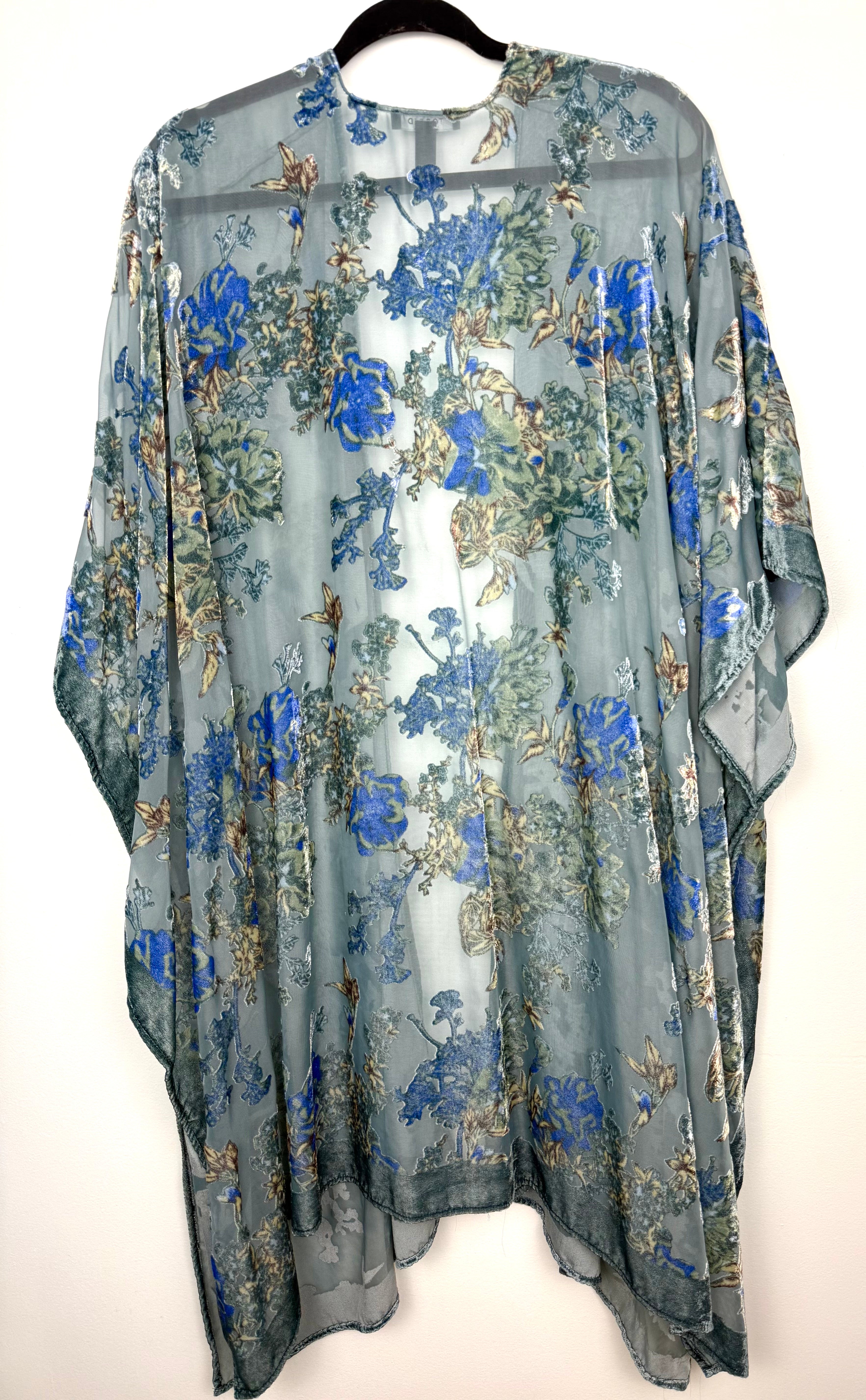 back of Torrid Sheer Floral Burnout Kimono Duster | Plus Size at Blue Sparrow Shop