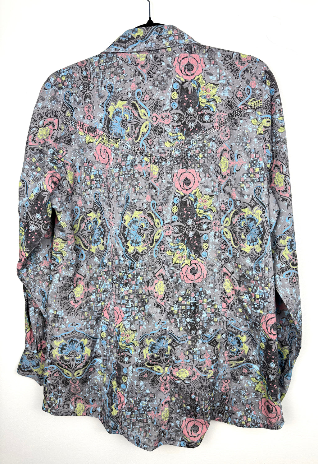 back of Wrangler Cowgirl Western Button Front Shirt with Rhinestone detail on hanger
